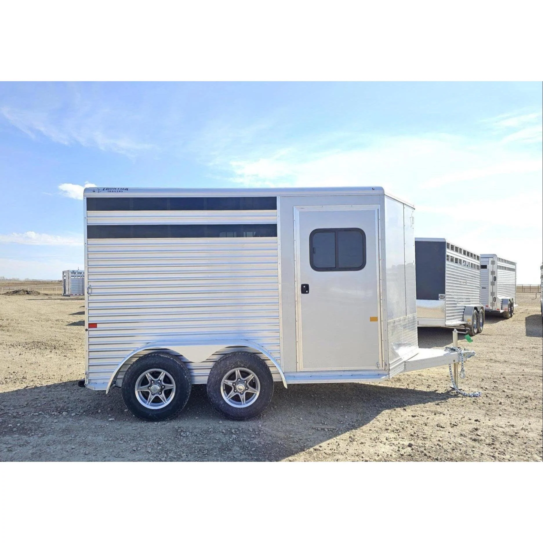 2024 High Country Colt Series Combo/Slant 2-Horse - Image 3