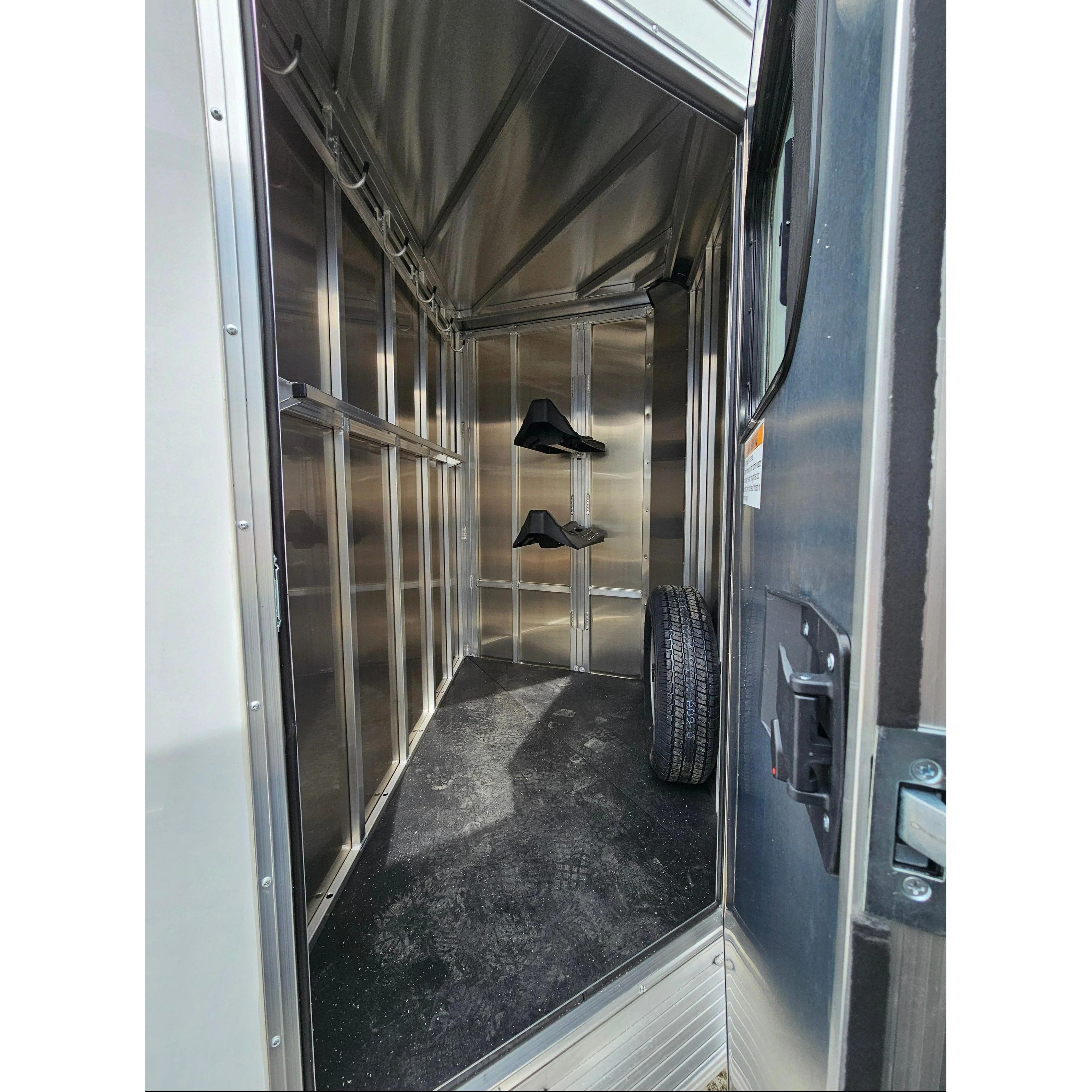 2024 High Country Colt Series Combo/Slant 2-Horse Lite (Wood Deck) - Image 3