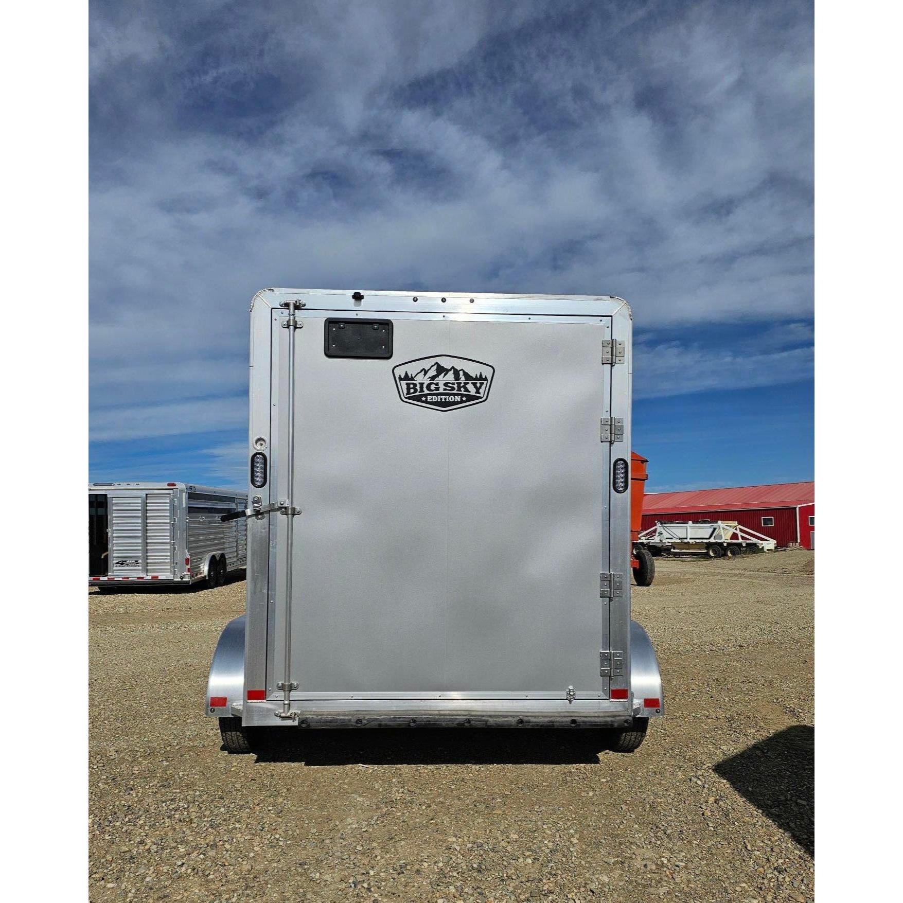 **RENTAL** 2025 High Country Colt Big Sky Series Combo/Slant 2-Horse (Wood Floor) - Image 5