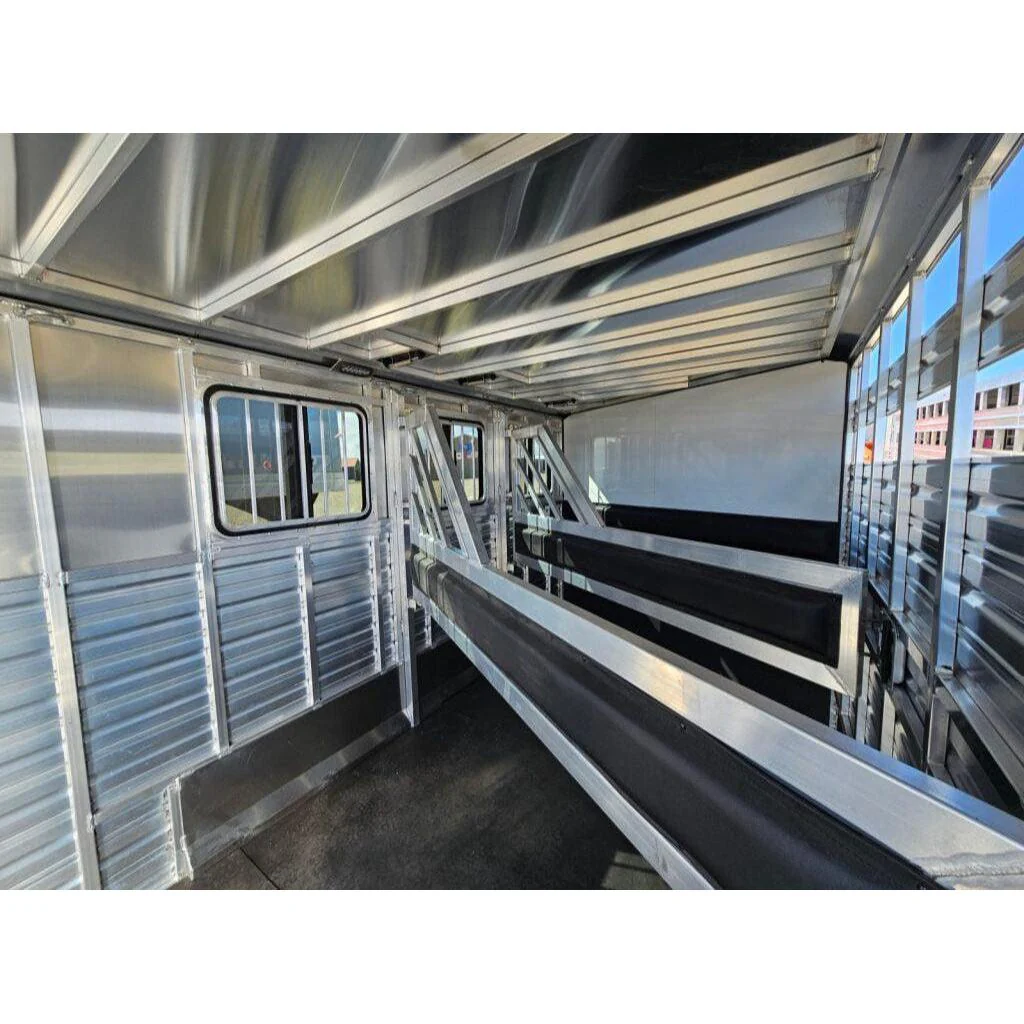 2025 High Country 3-Horse Gooseneck - Image 11