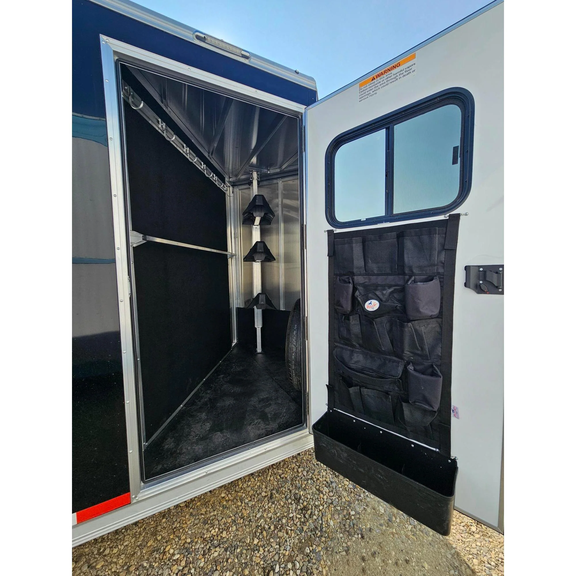 2025 High Country Strider Series Lite/ Slant 3-Horse Bumper Pull - Image 8
