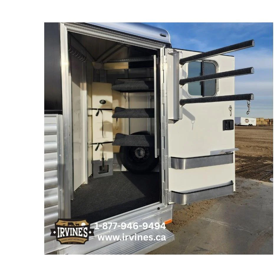 2026 4-Star 3-Horse Slant Load Bumper Pull - Image 6