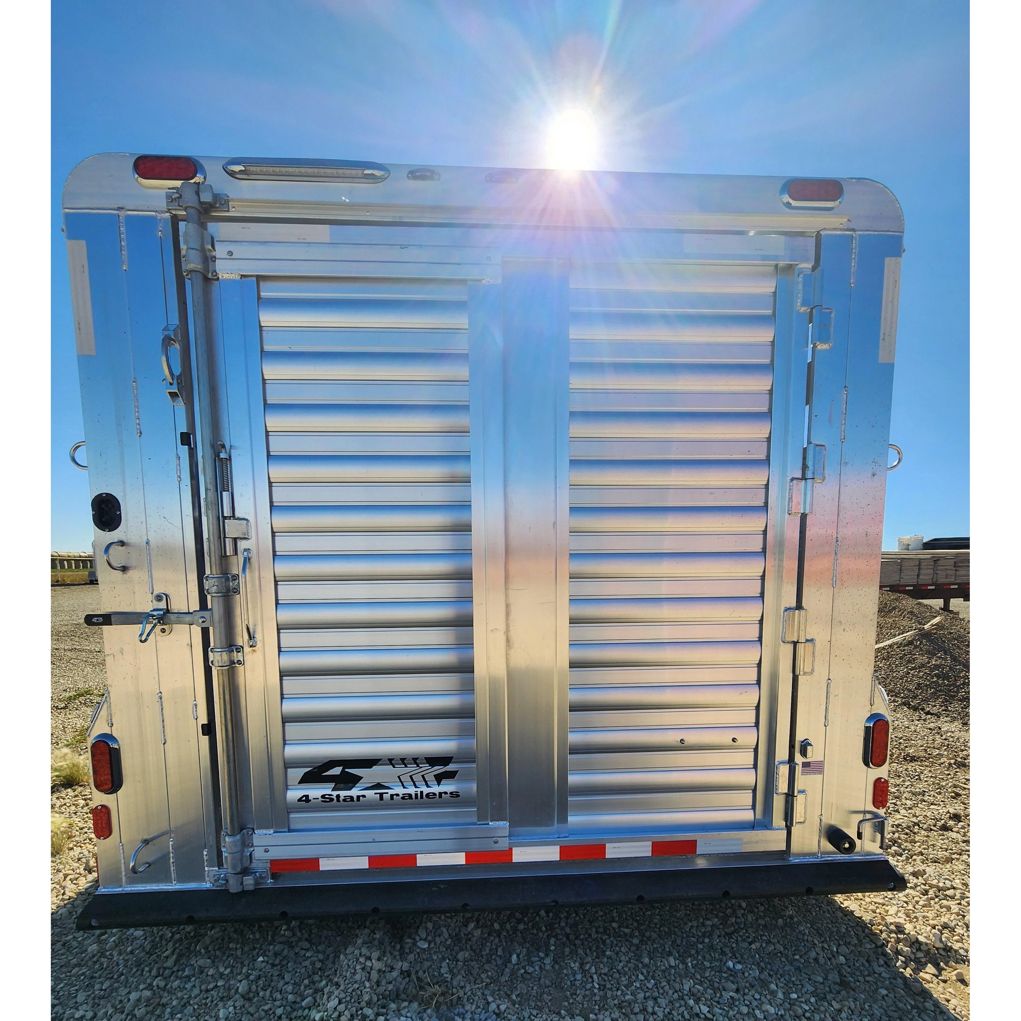 2026 4-STAR 30' Stock Trailer with Rolling Center Gate - Image 6