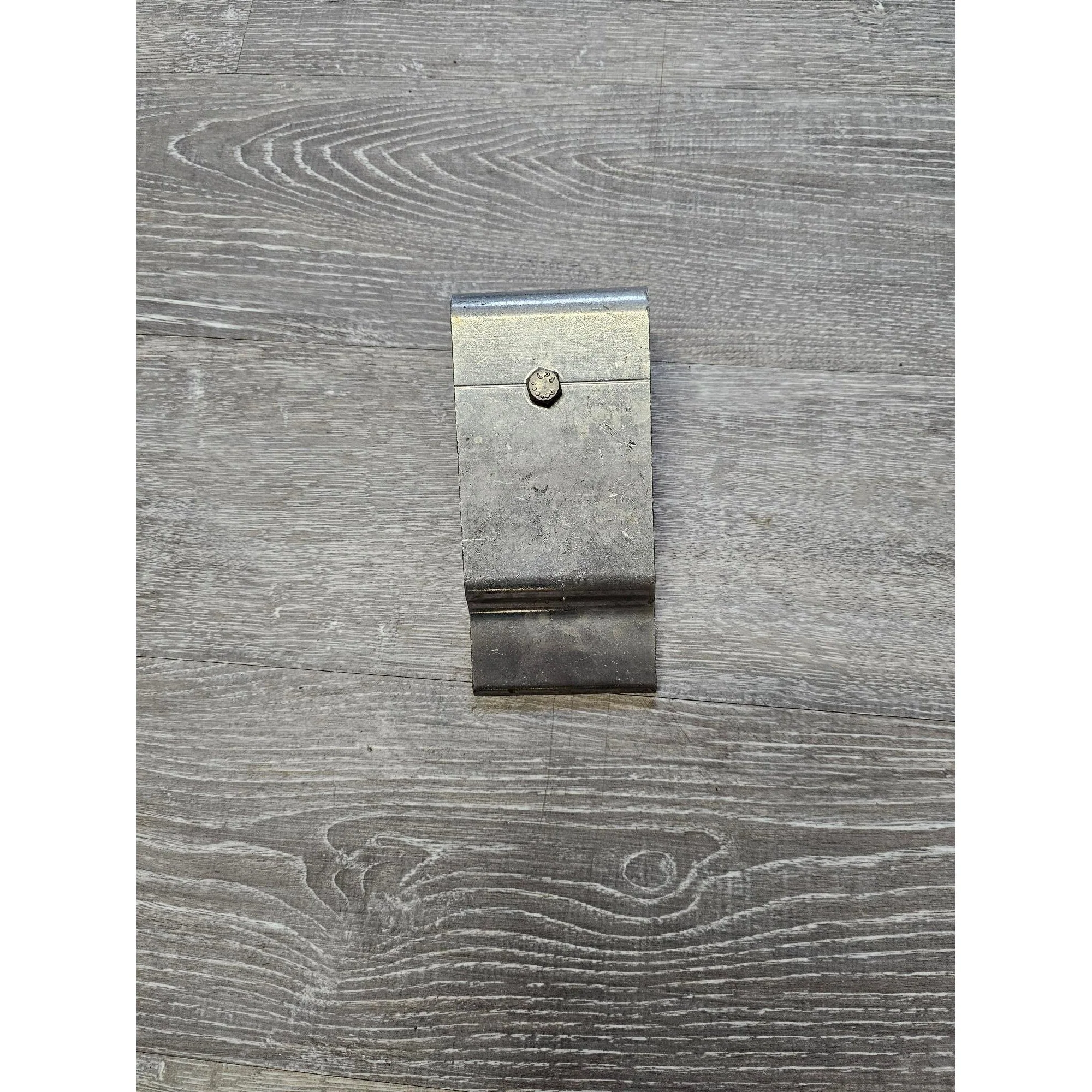 Aluminum Gate Bracket w/Black Roller Wheel - Image 3