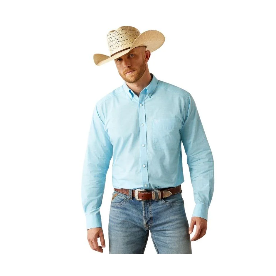 Ariat Men's Long Sleeve Solid Slub Classic Fit Shirt- Light Blue