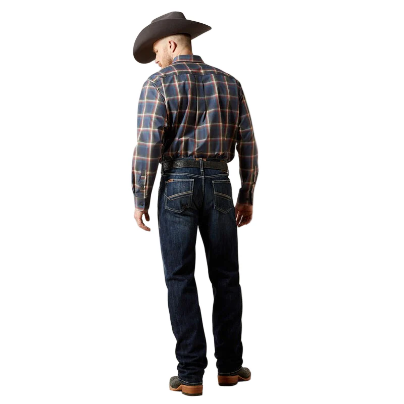 **Ariat Men's M2 Traditional Relaxed Mayfield Boot Cut Jeans - Declan - Image 2