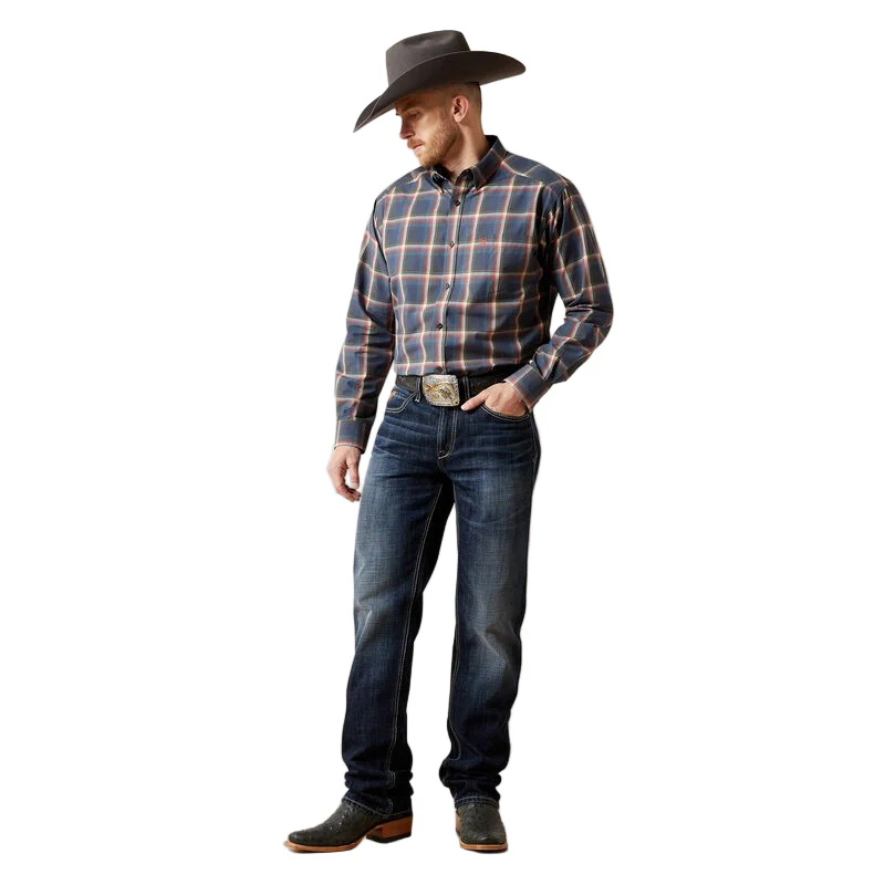**Ariat Men's M2 Traditional Relaxed Mayfield Boot Cut Jeans - Declan - Image 3
