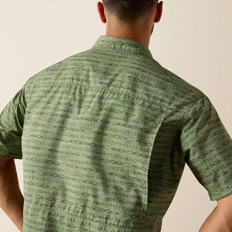 Ariat Men's Printed Venttek Outbound Short Sleeve Shirt - Green - Image 3