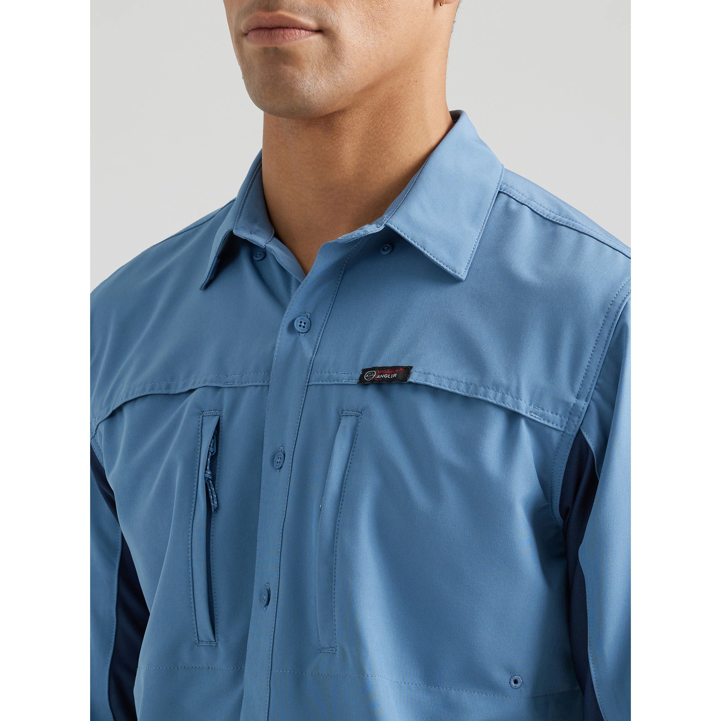 Wrangler Men's ATG Long Sleeve Valley Lake Shirt - Monument - Image 5