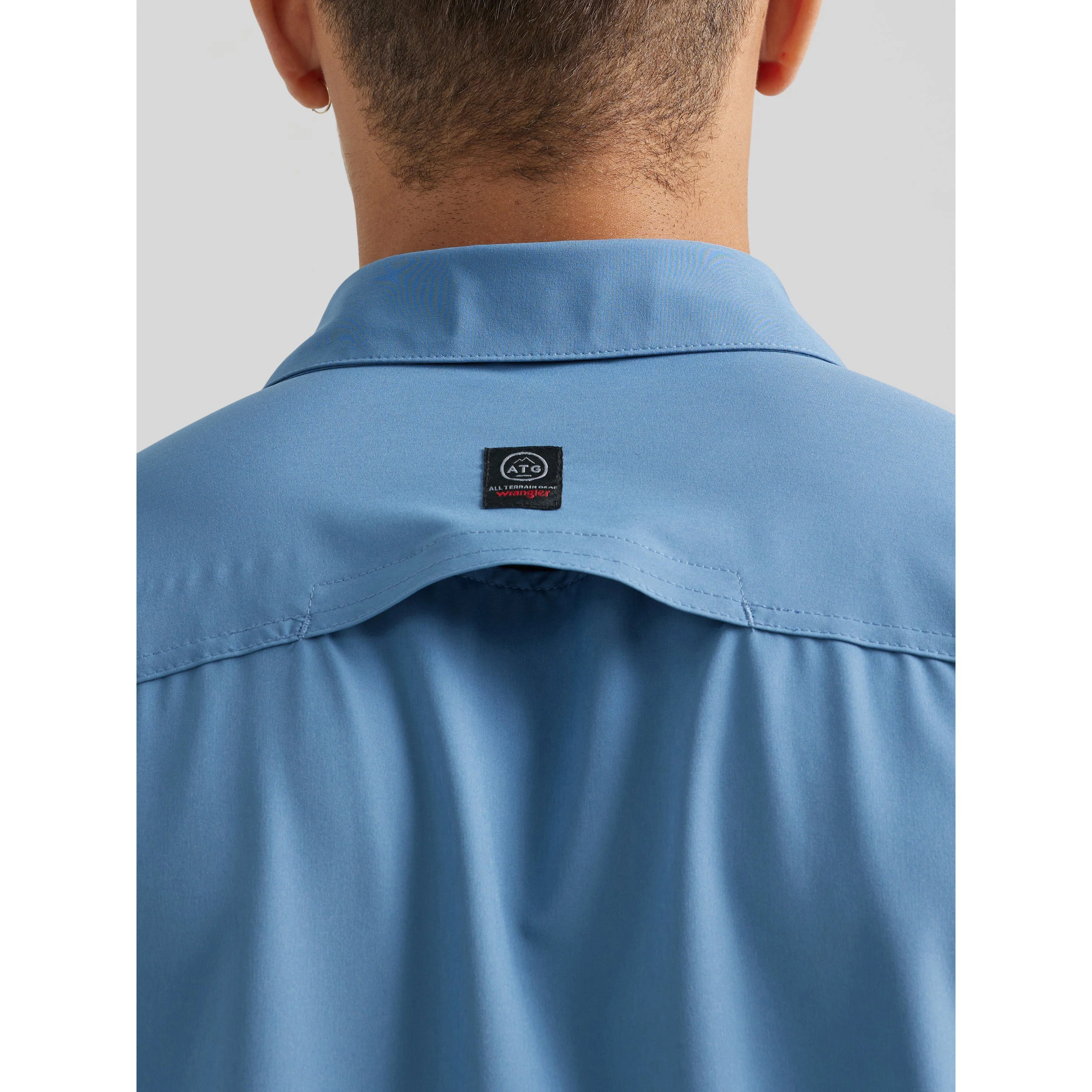 Wrangler Men's ATG Long Sleeve Valley Lake Shirt - Monument - Image 8