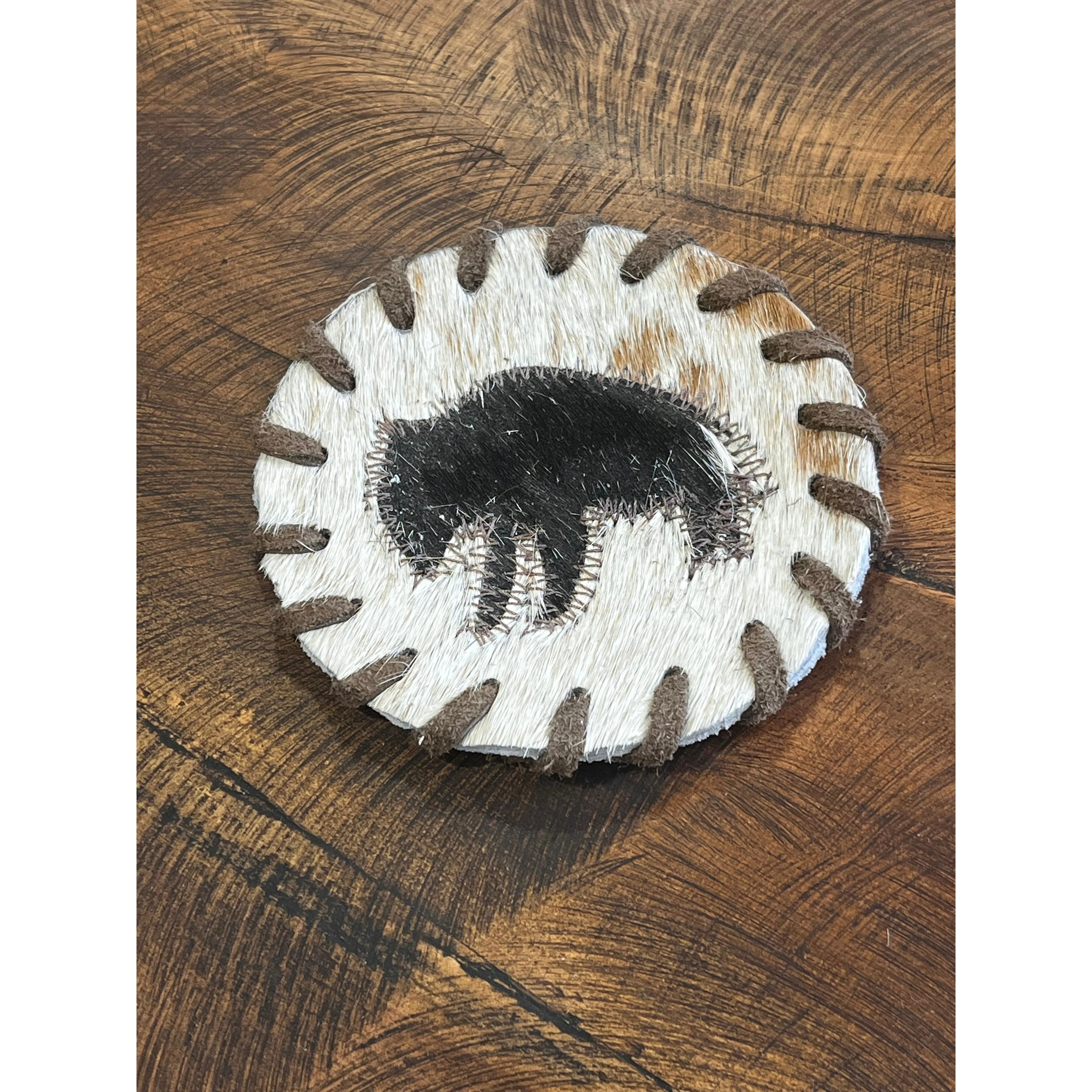 D2W Trading Black Bison Coaster with Laced Border
