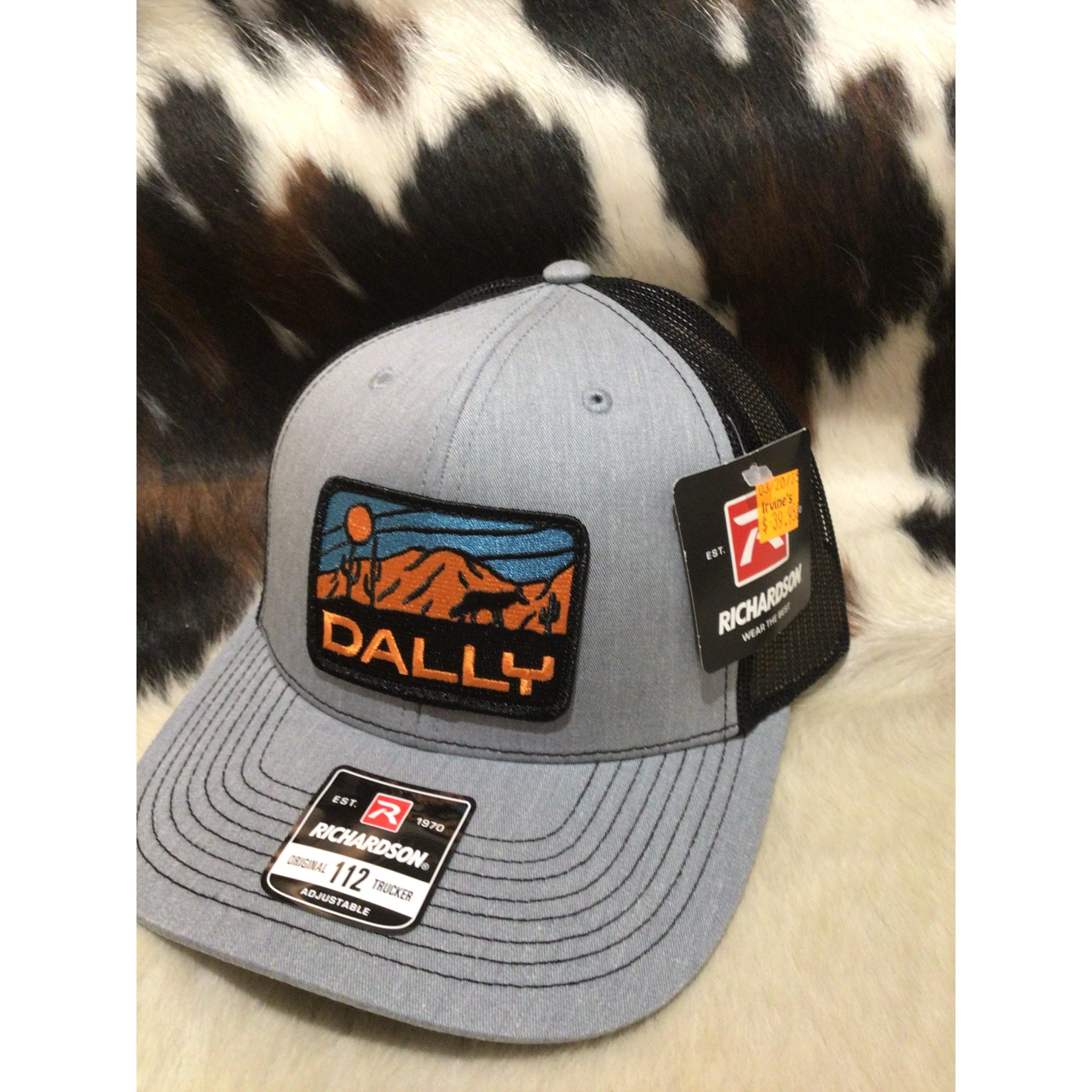 Dally Up Caps Dally Embroidered Cactus Scene - Multiple Colors - Image 3