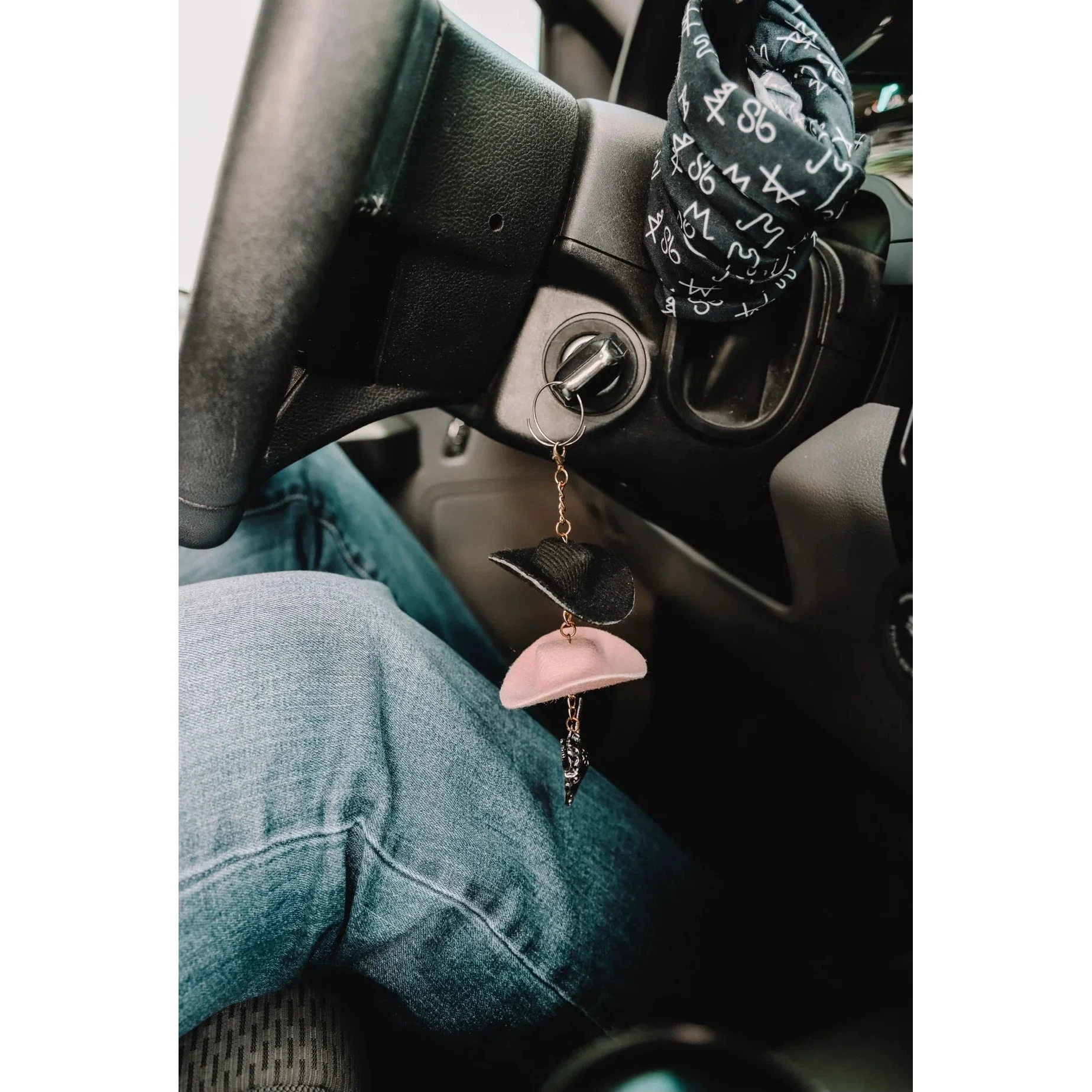 The Front Porch Label Cowboy Hat Keychain - Assorted Colours - Image 2