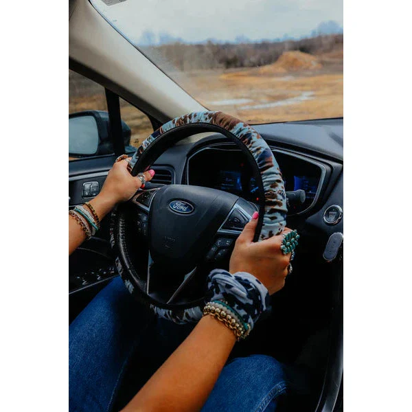 Front Porch Steering Wheel Cover - Assorted Colours - Image 5