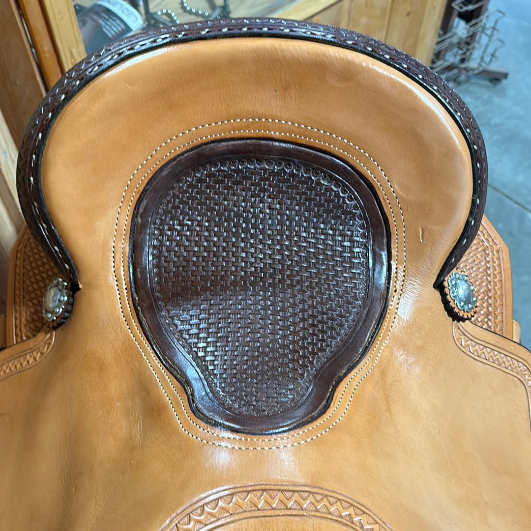 Irvine 15.5" Association Saddle - Image 3