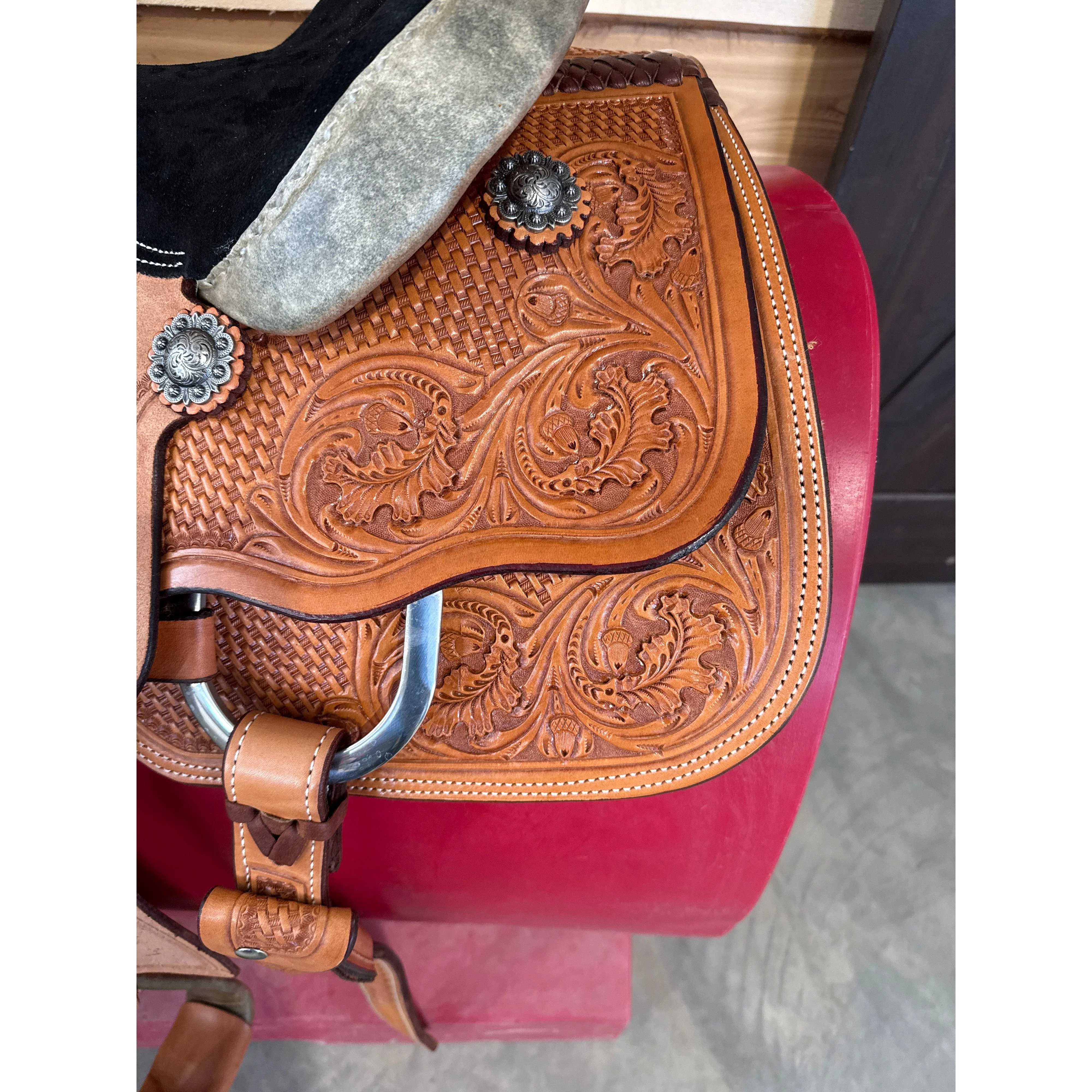 Irvine 16" Team Roper Saddle - Image 2