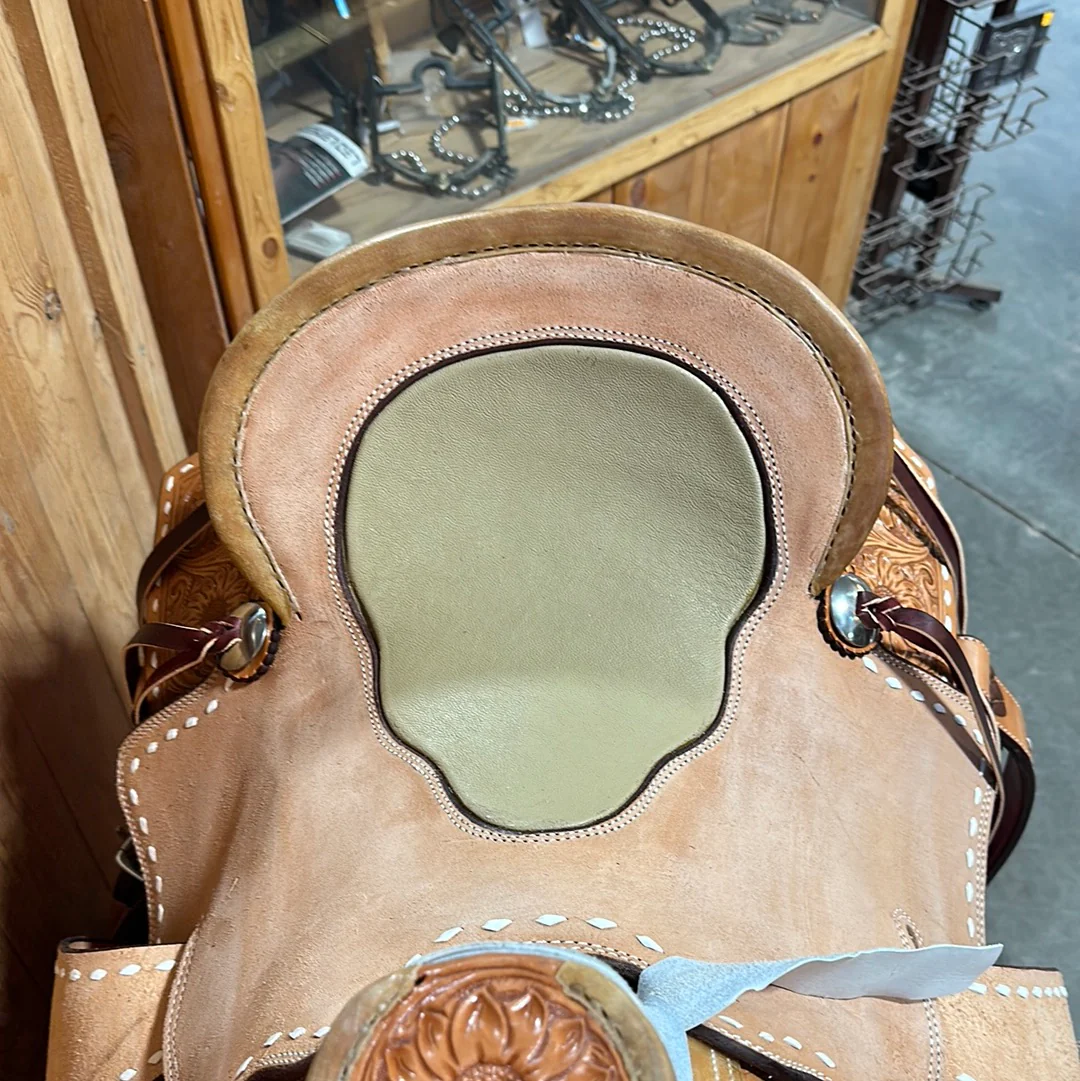 Irvine 16"  Wade Saddle - Image 3