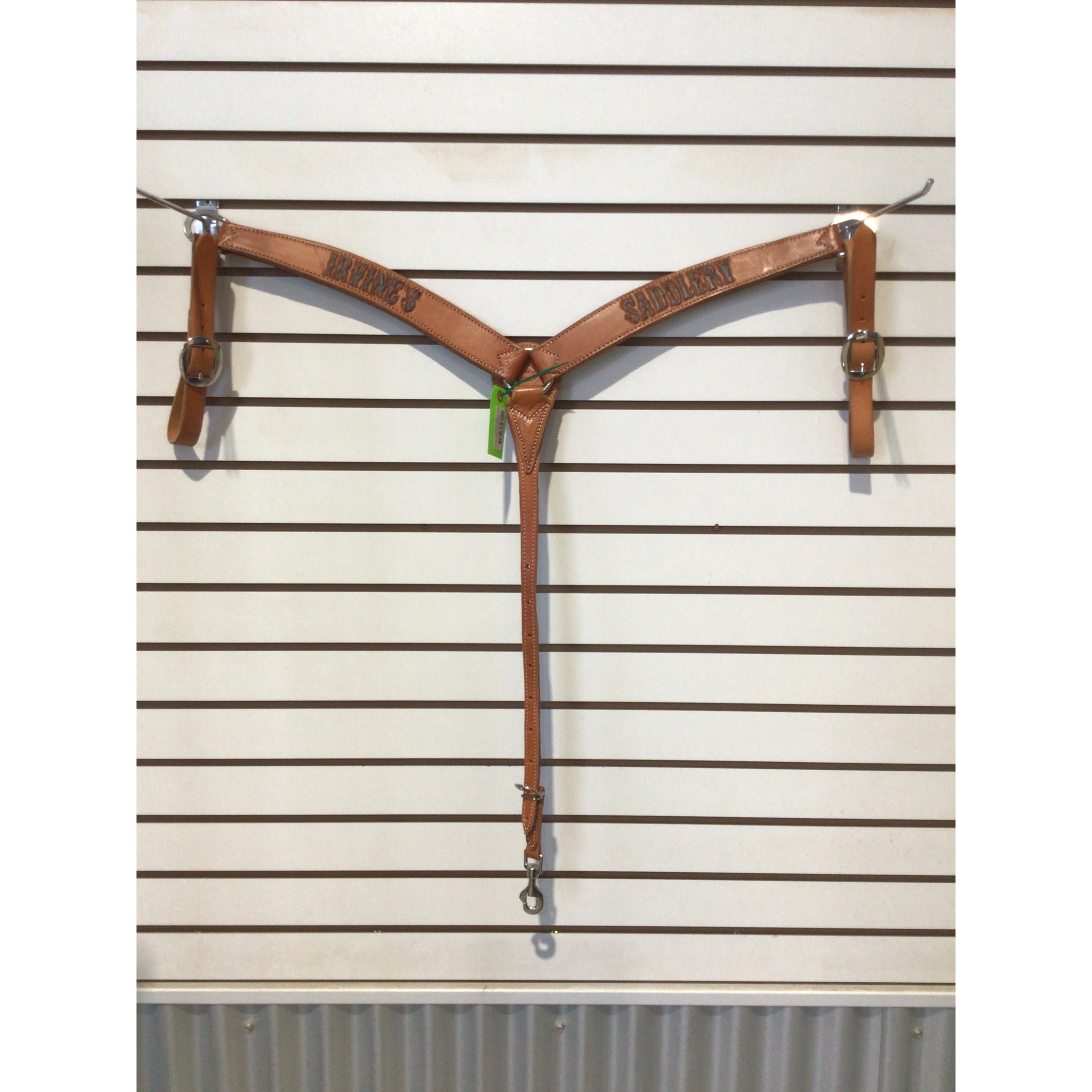Irvine 2"Barrel Breast Collar w/Irvine Label
