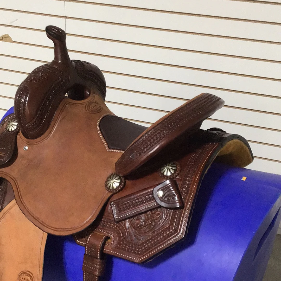 Irvine Custom 13.5" Barrel Saddle - Image 3