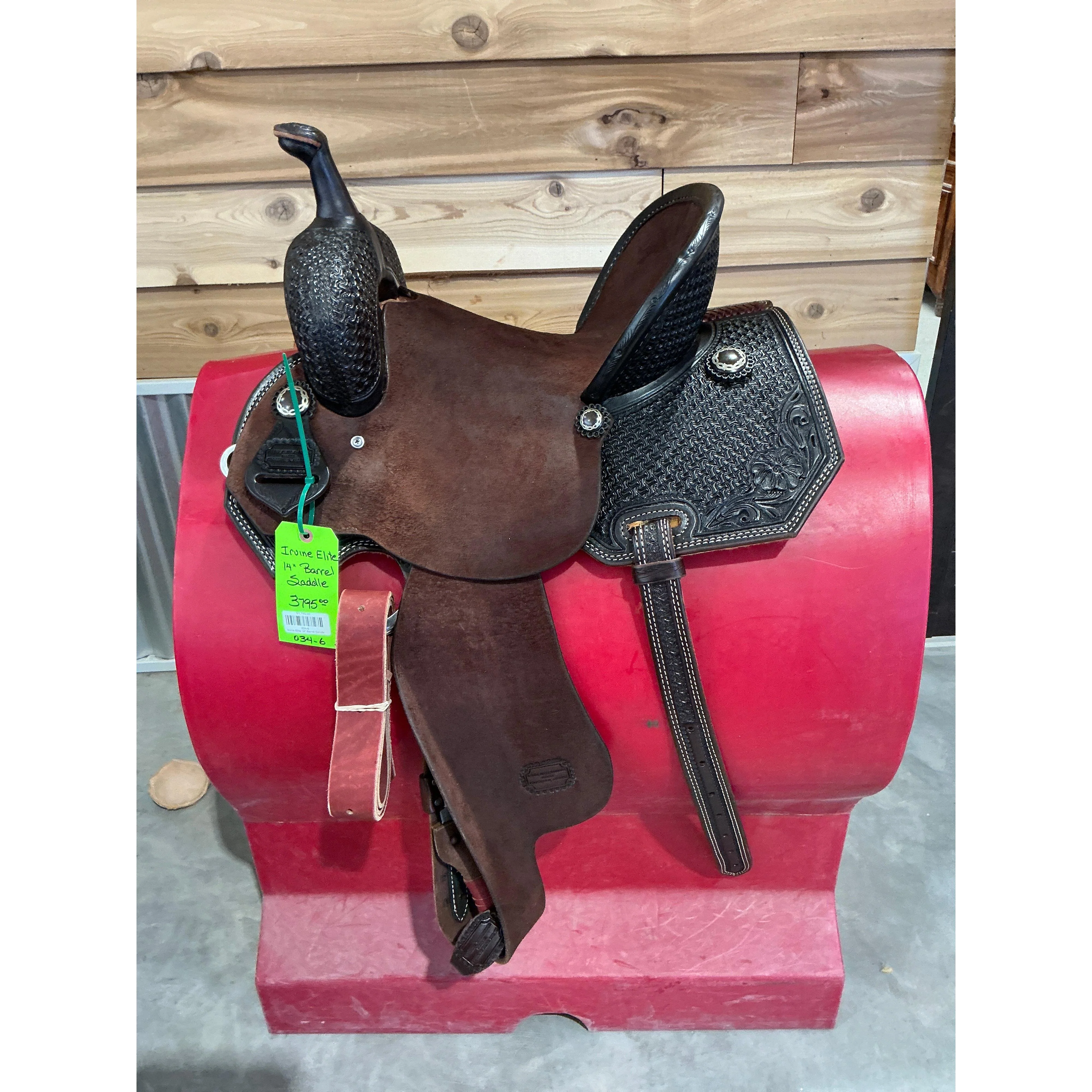 Irvine Elite 14" Barrel Saddle