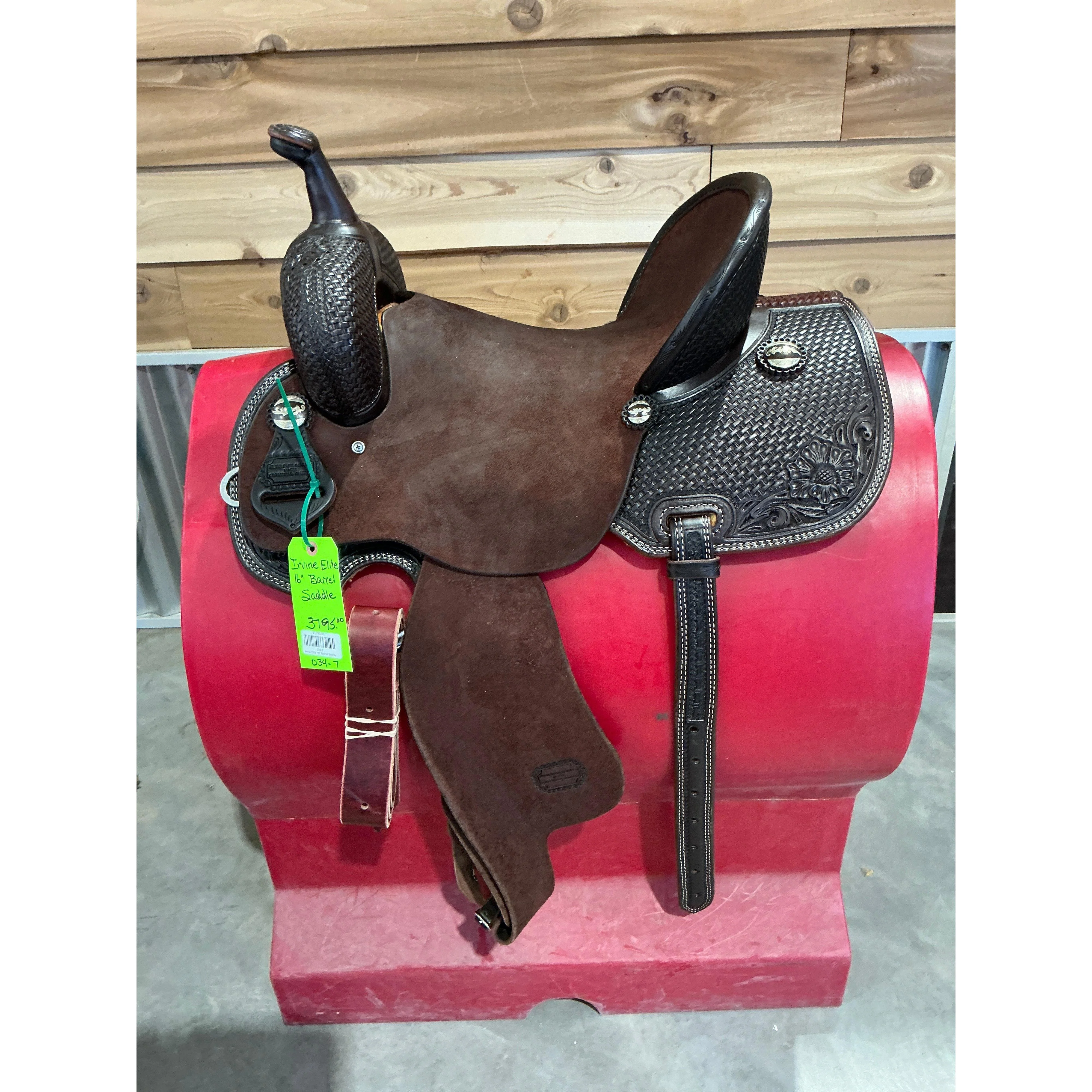 Irvine Elite 16" Barrel Saddle