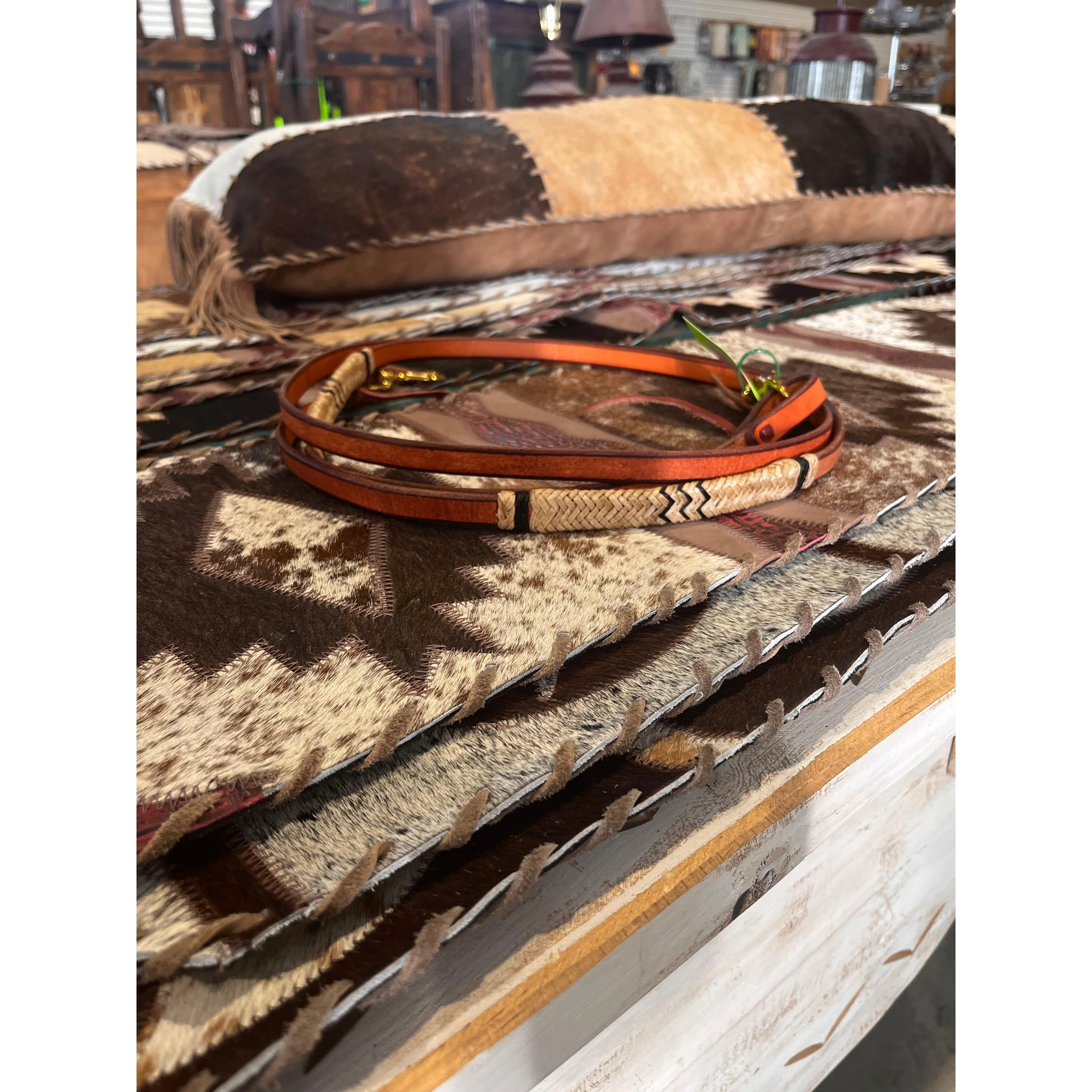 Irvine's Roping Reins 5/8" x 8' Rawhide/Black Accents - Image 2
