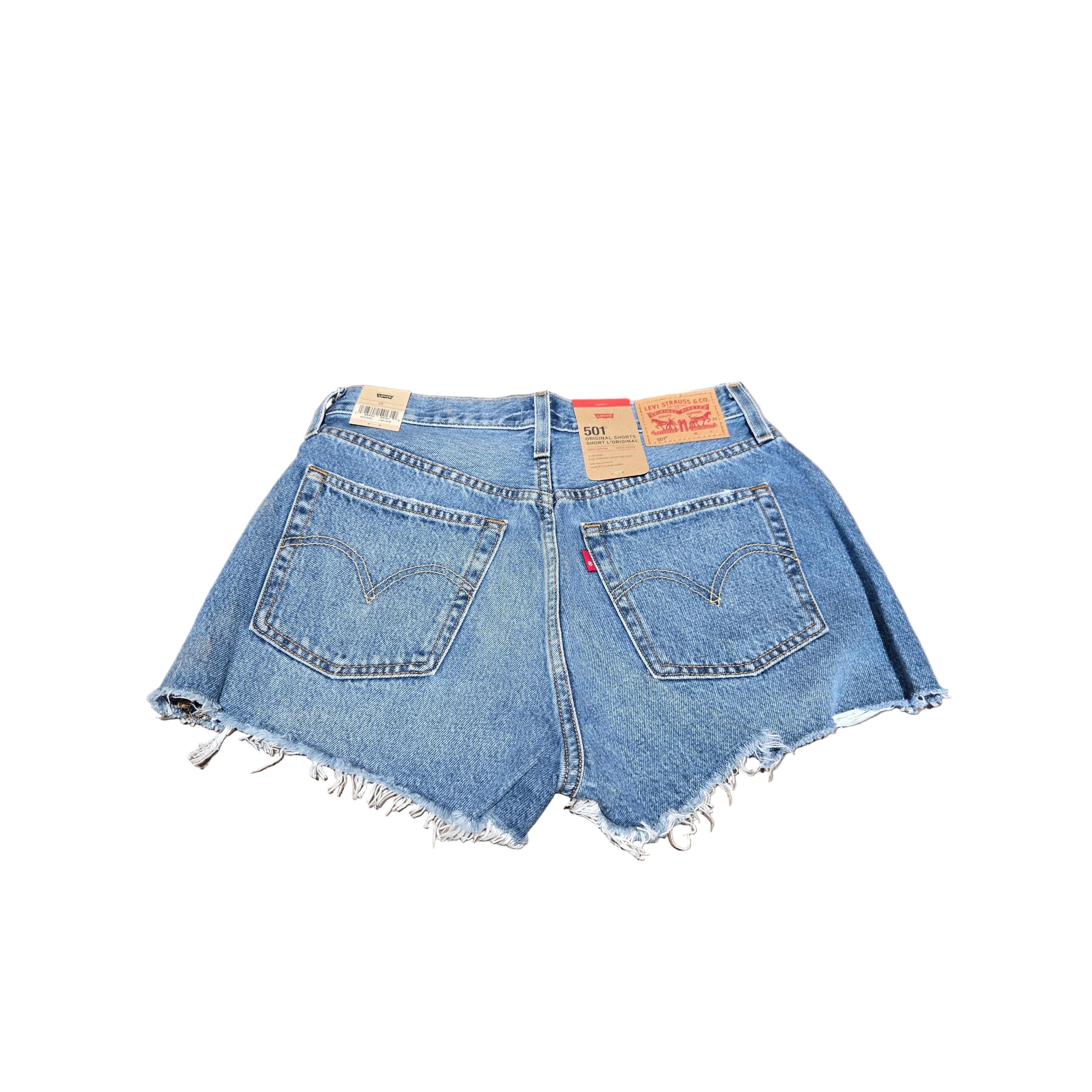 Levi Women's 501 Original Blow Big Horn Shorts - Medium Wash - Image 2