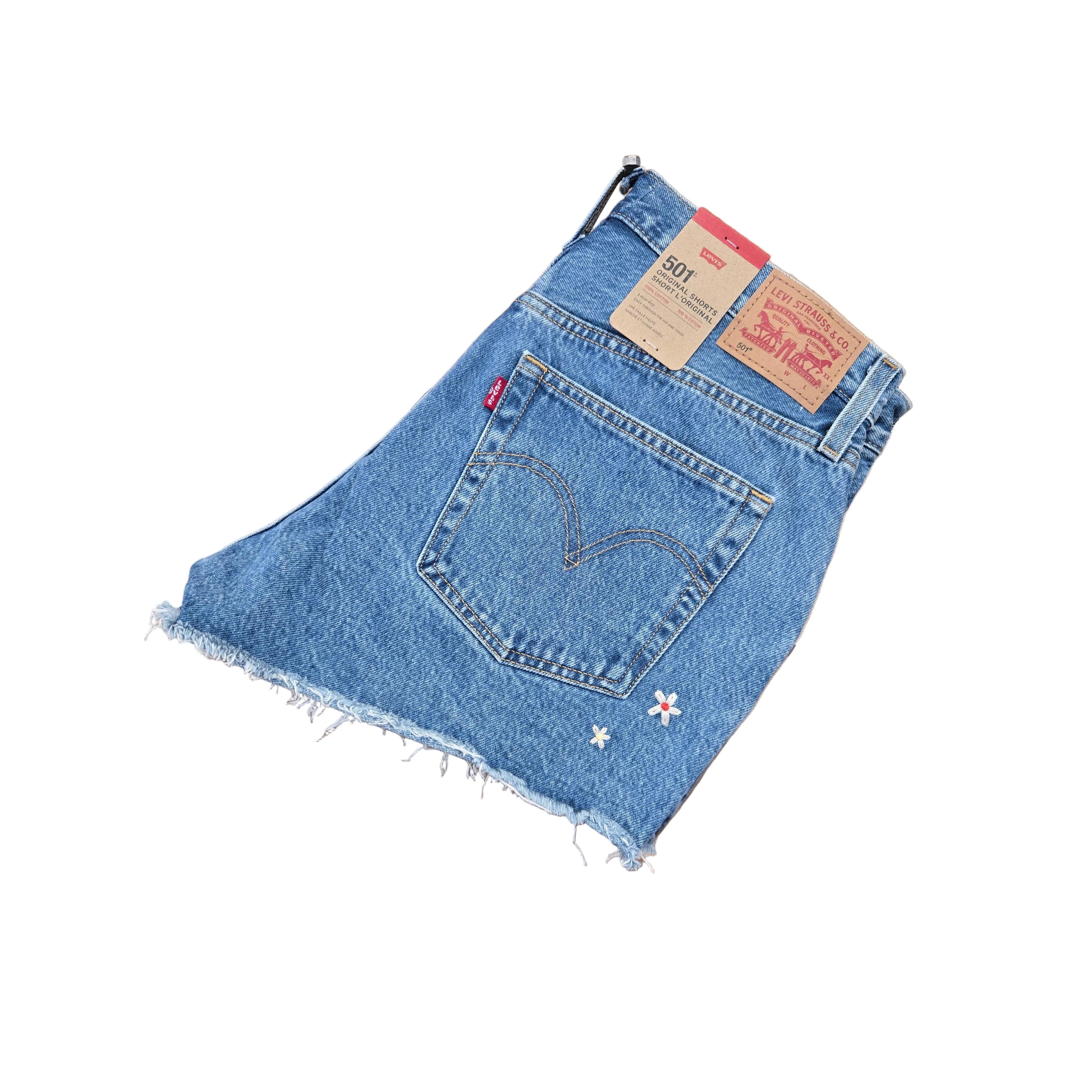 Levi Women's 501 Original High Rise Shorts -  Bee In The Bonnet