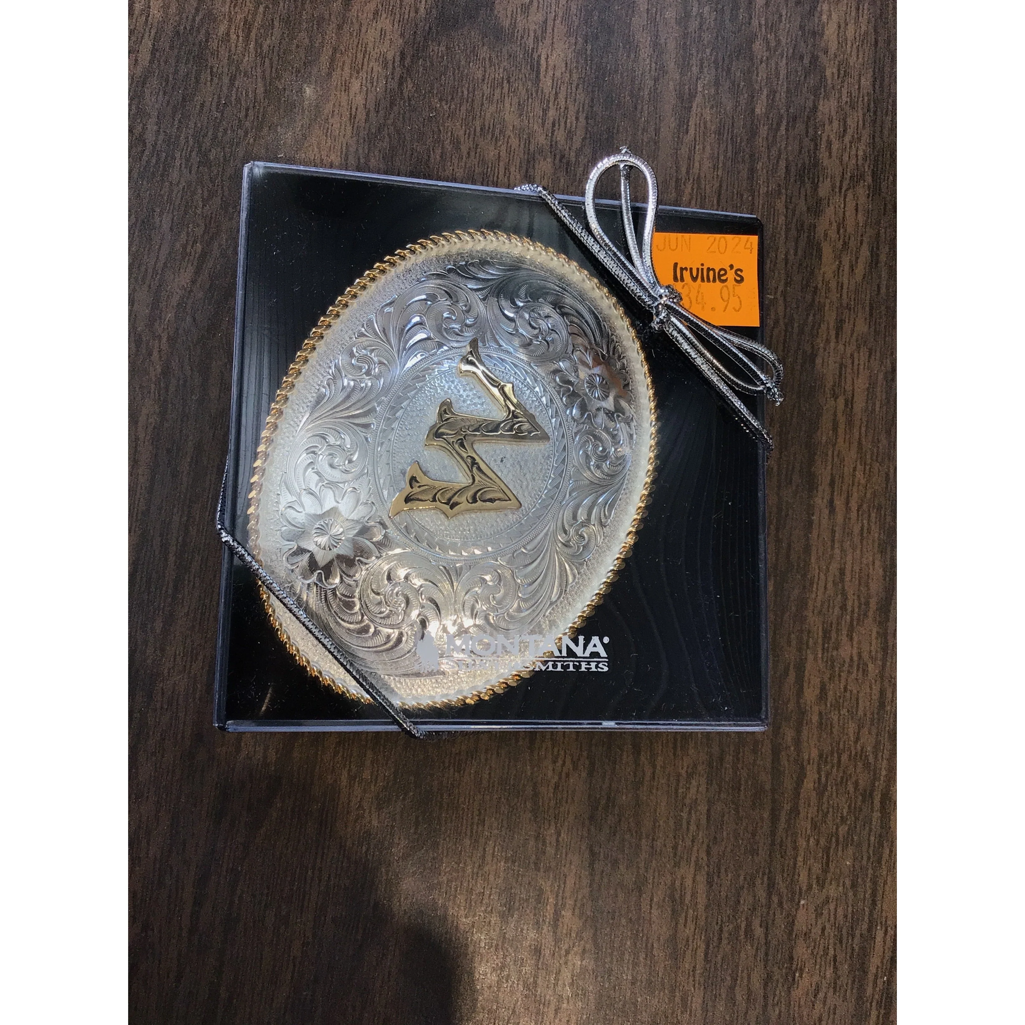 Montana Silversmiths Initial W Silver Engraved Gold Trim Western Belt Buckle - Image 2