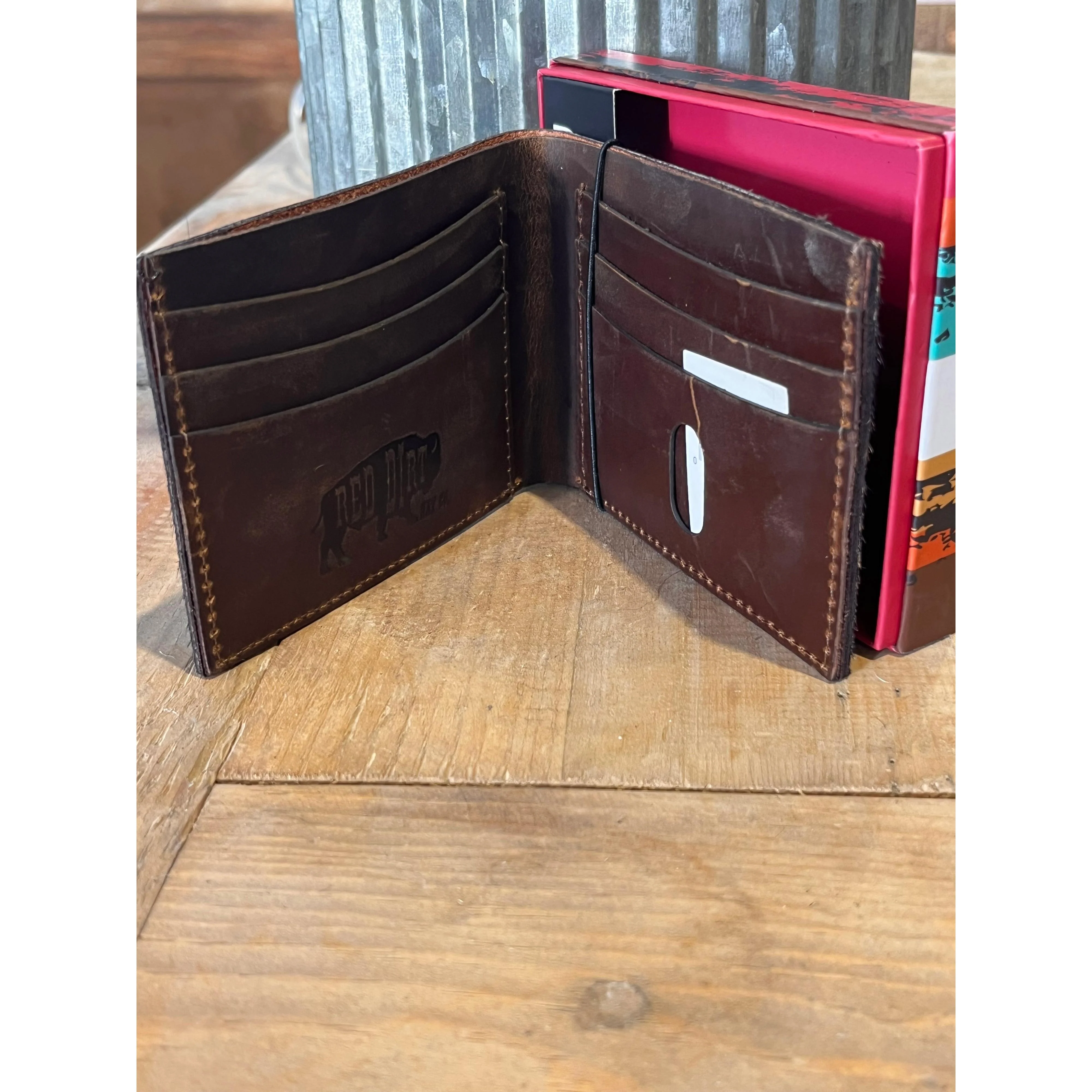 Red Dirt Men's Bifold Wallet - Natural Brindle - Image 2