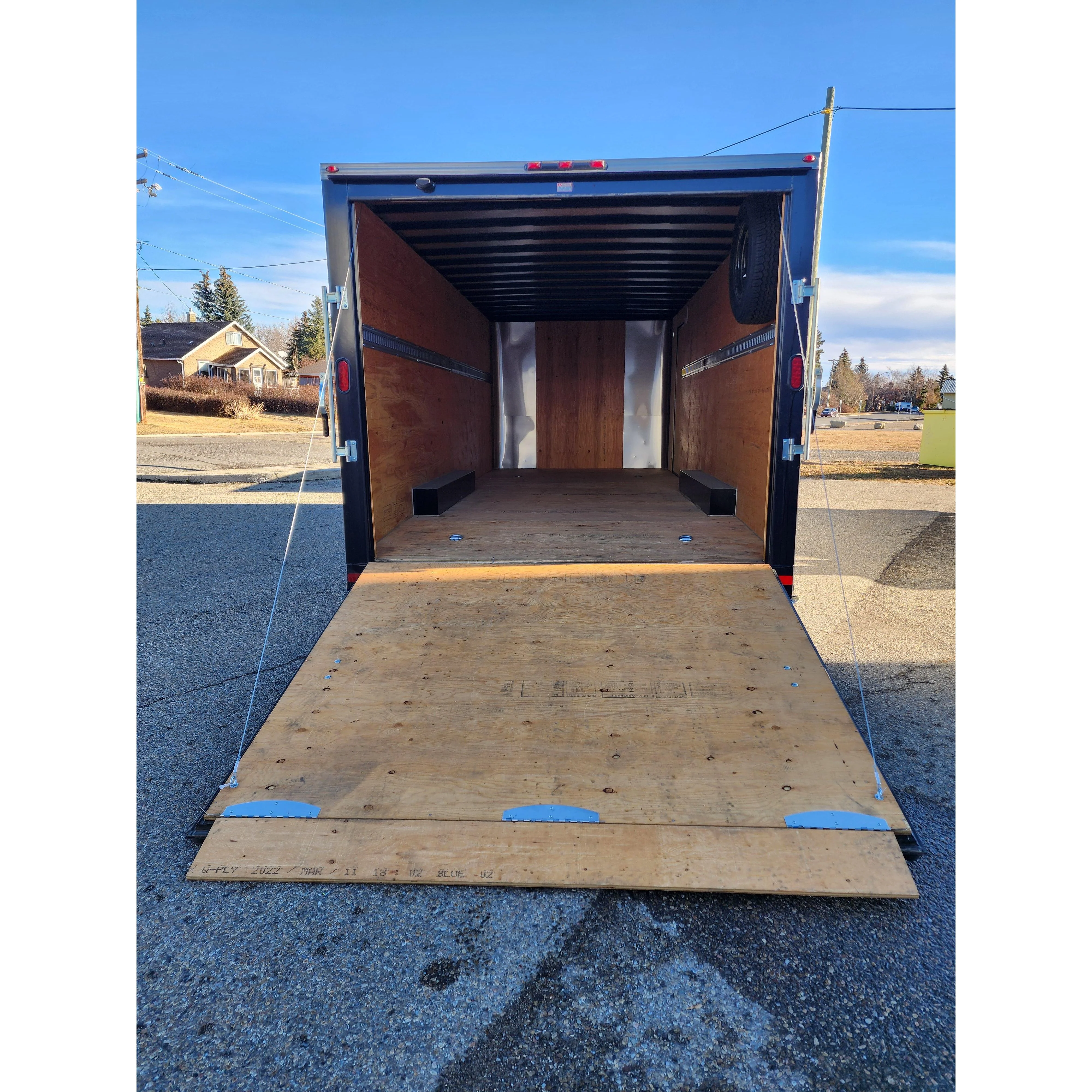 **RENTAL** Southland Royal Enclosed Cargo Trailer - Image 5