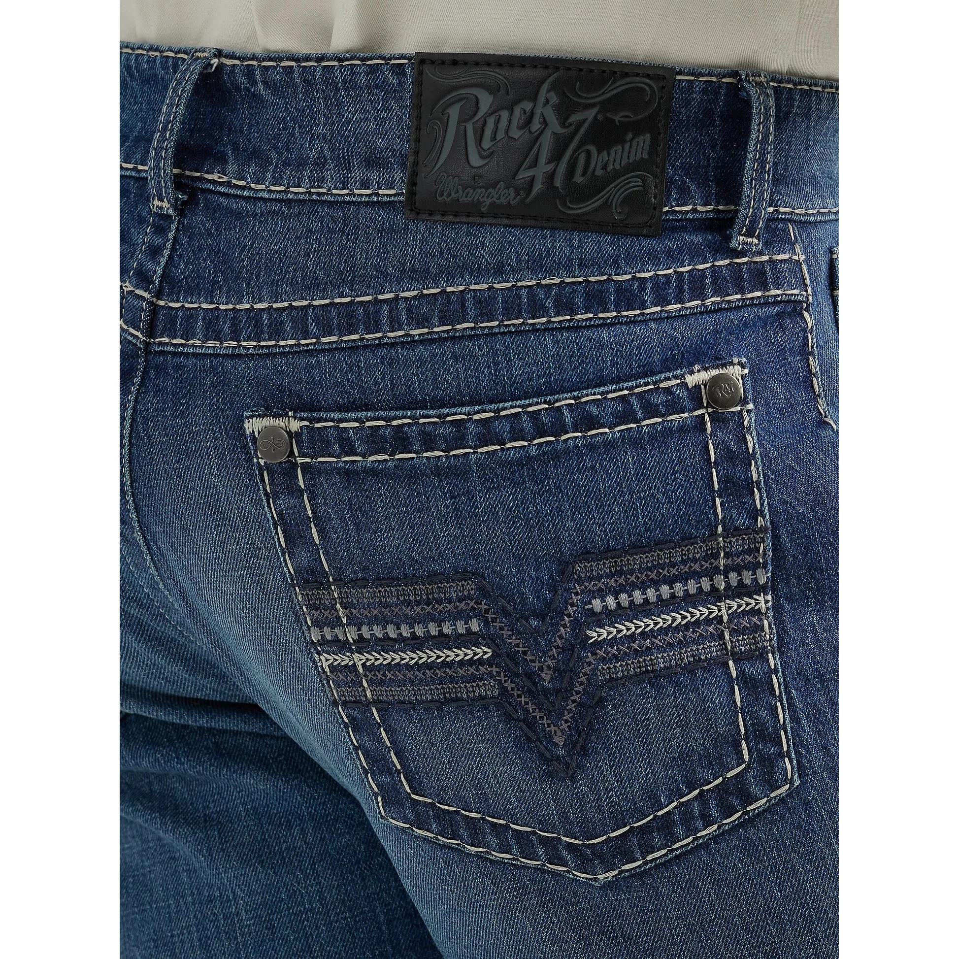 Wrangler Men's Rock 47 Slim Straight Jeans - Image 4