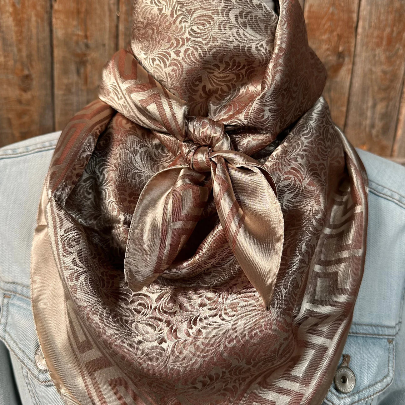 Rodeo Drive 35x35" Wild Rags - Floral, Animal & Other - Image 5