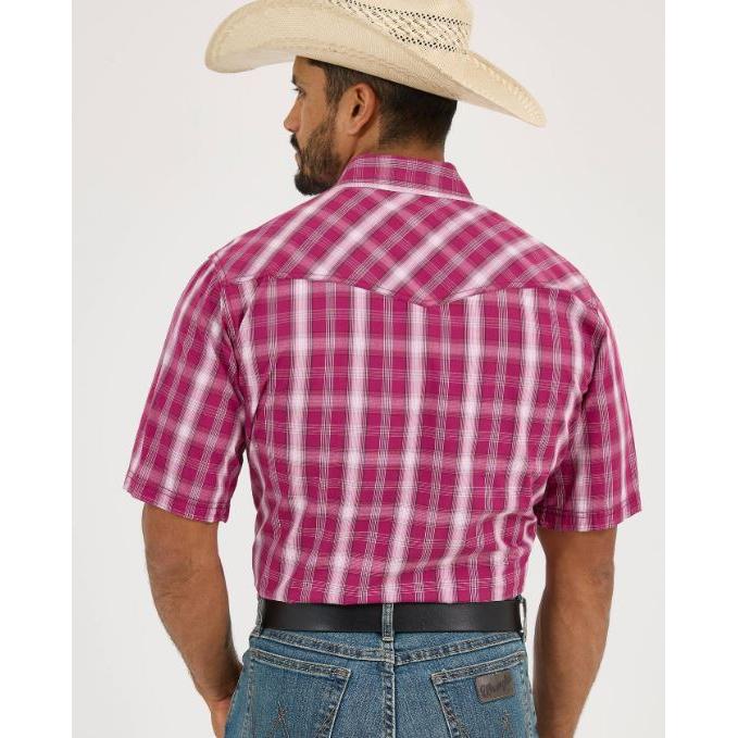 Wrangler Men's 20X Competition Advanced Classic Fit Comfort Short Sleeve Shirt- Sangria - Image 2