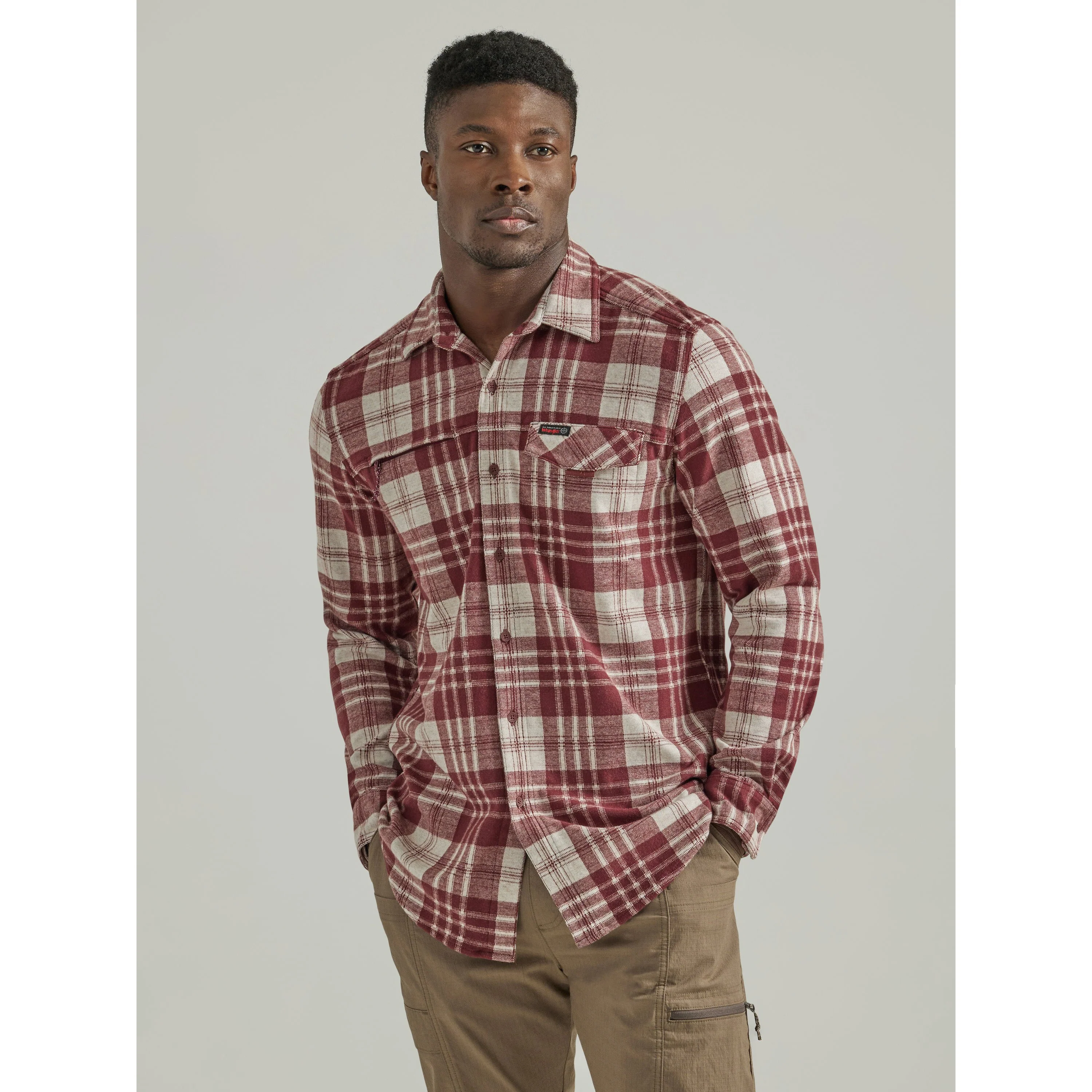 Wrangler Men's ATG Long Sleeve Campsite Shirt - Red