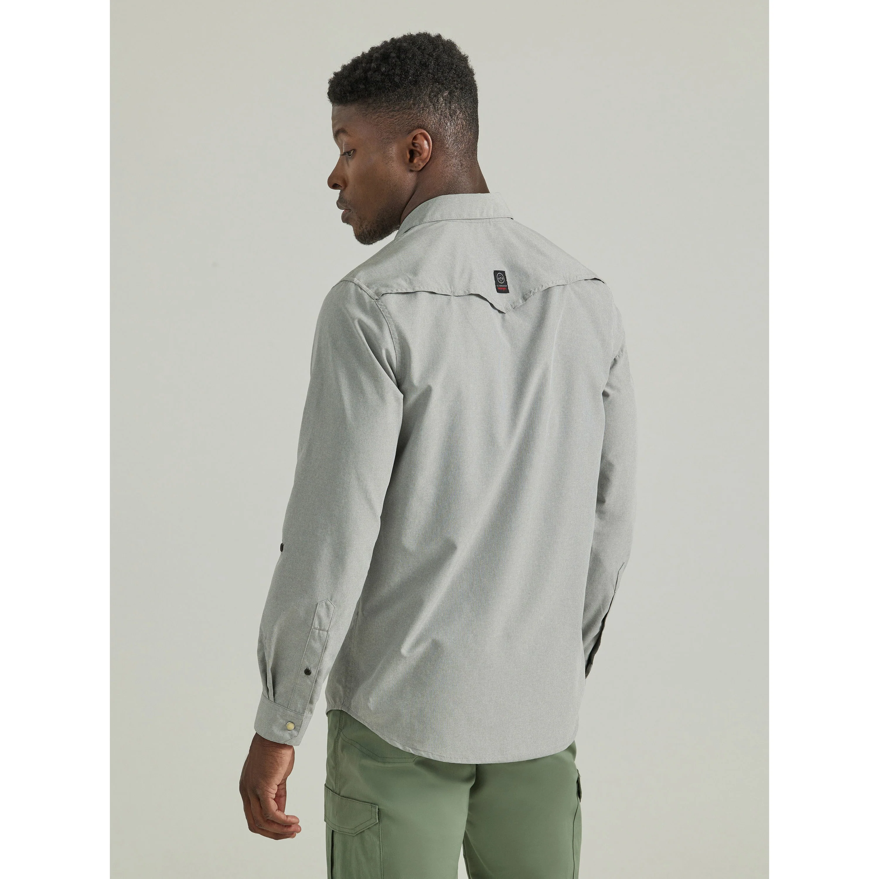 Wrangler Men's ATG Long Sleeve Utility Shirt - Image 2