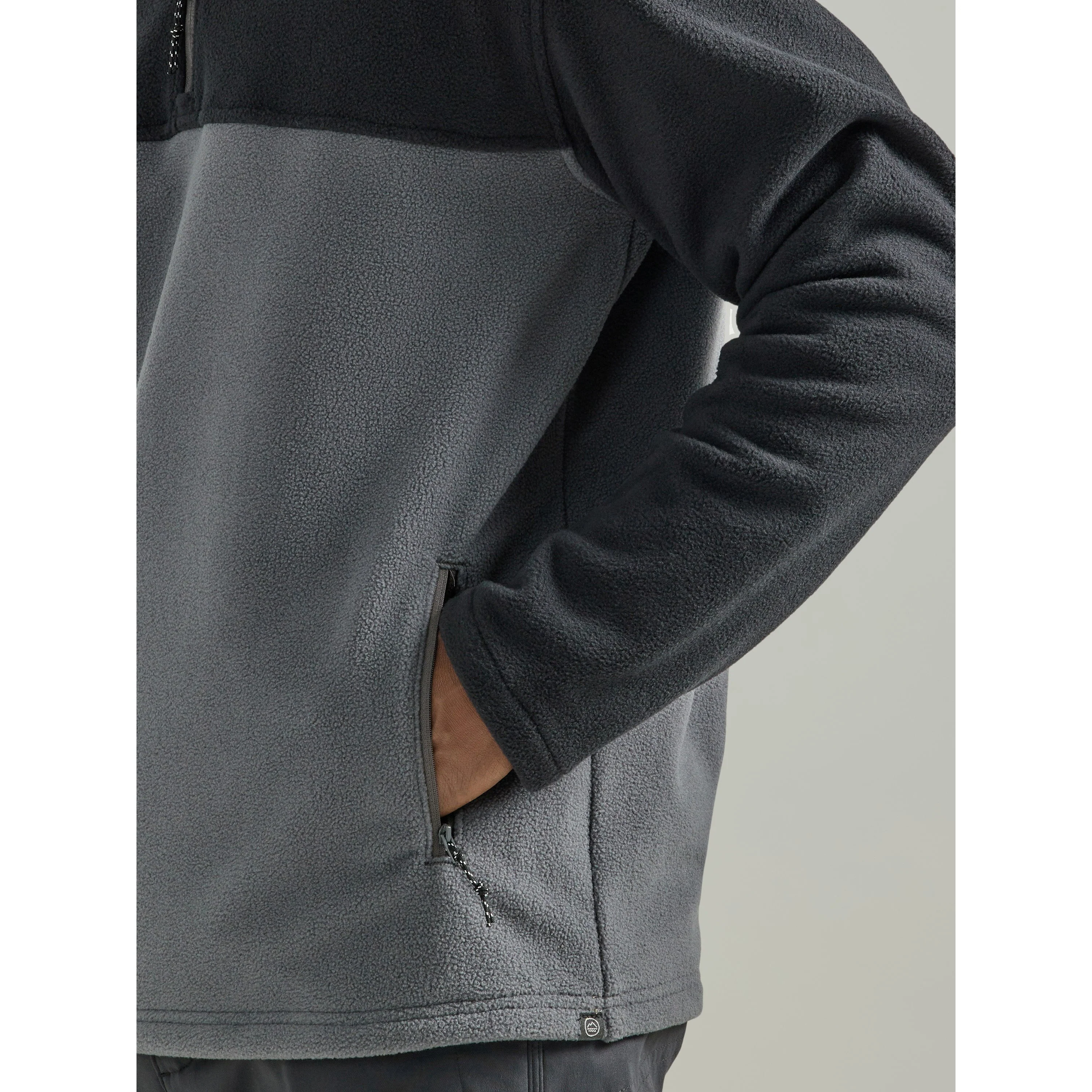 Wrangler Men's ATG Weekend Fleece Hoodie - Charcoal/Black - Image 3