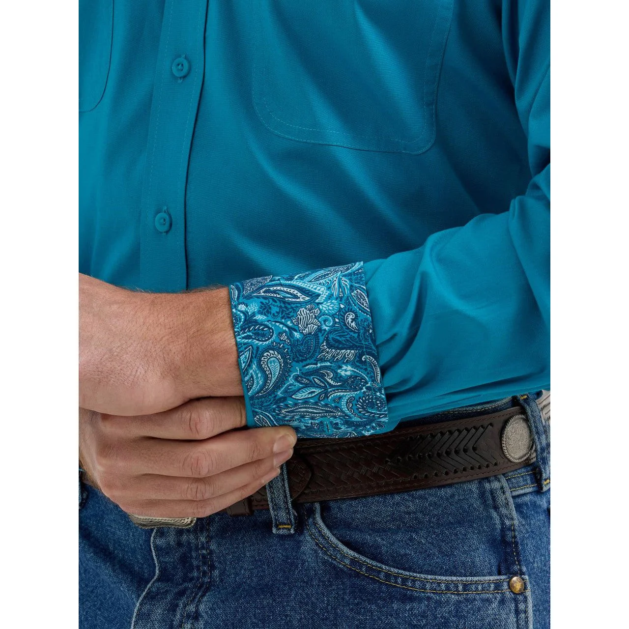 Wrangler Men's George Strait Long Sleeve 2 Pocket Shirt - Solid Teal - Image 4