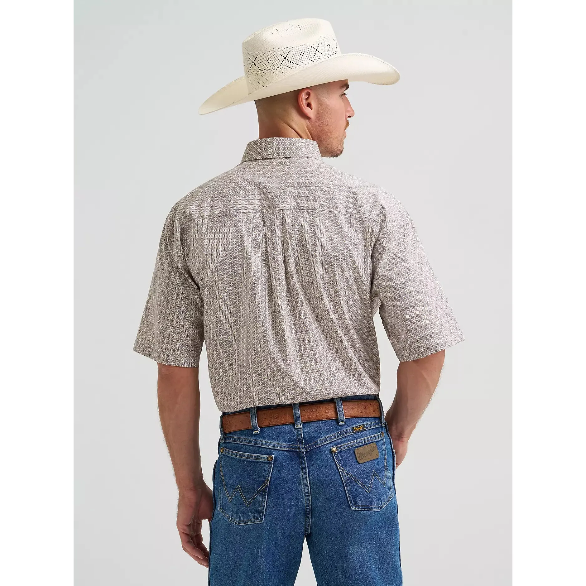 Wrangler Men's George Strait Short Sleeve Button Down Shirt - Floral Brown - Image 2