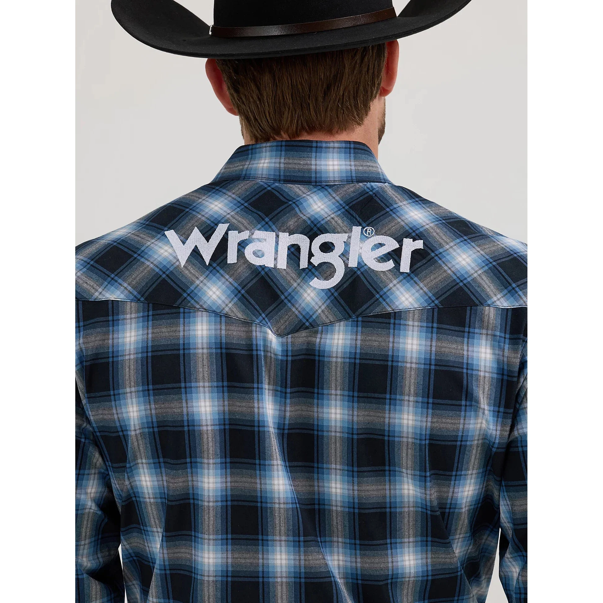 Wrangler Men's Long Sleeve Plaid Western Shirt- Black Ocean - Image 5