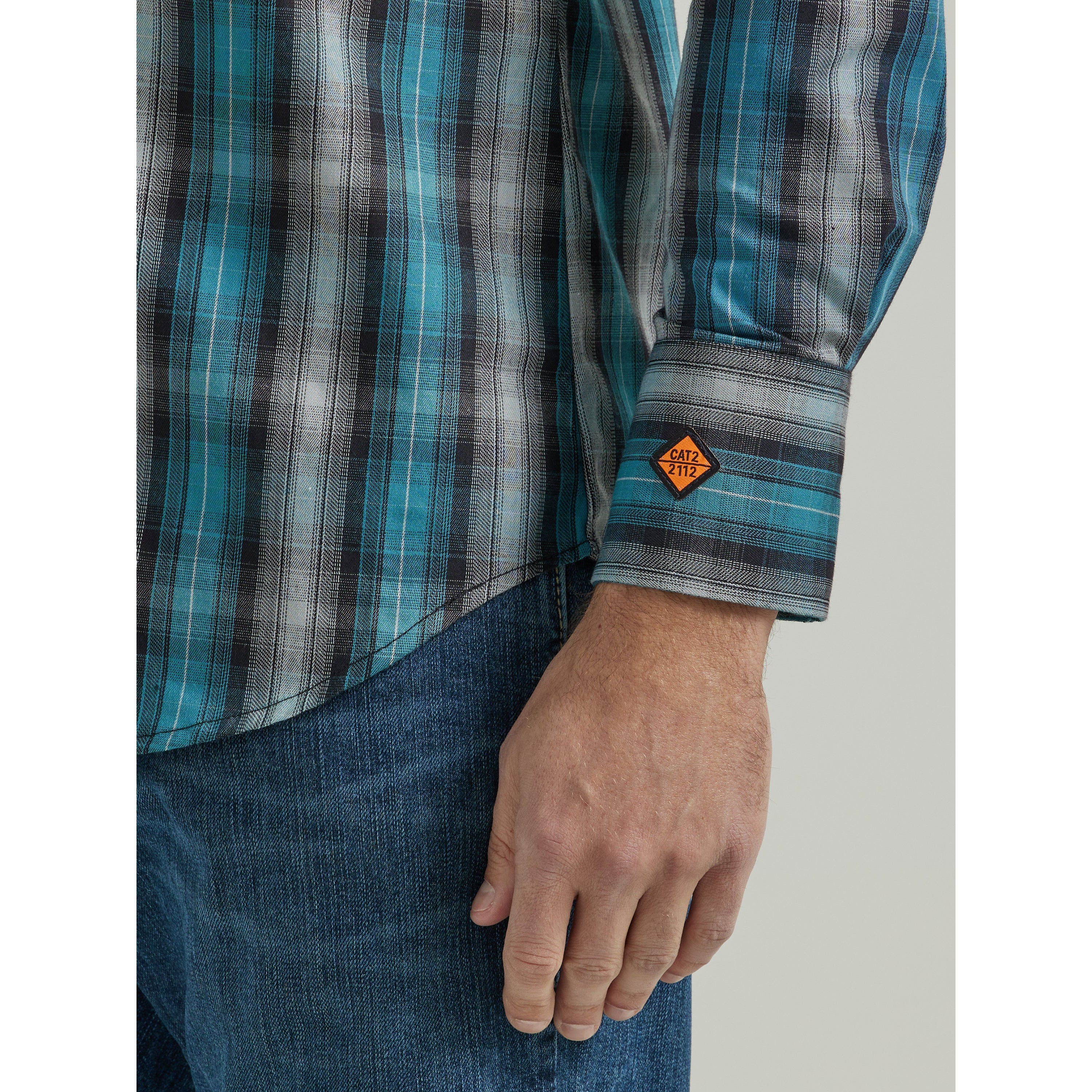 Wrangler Men's FR Long Sleeve Work Shirt - Black/Teal - Image 6