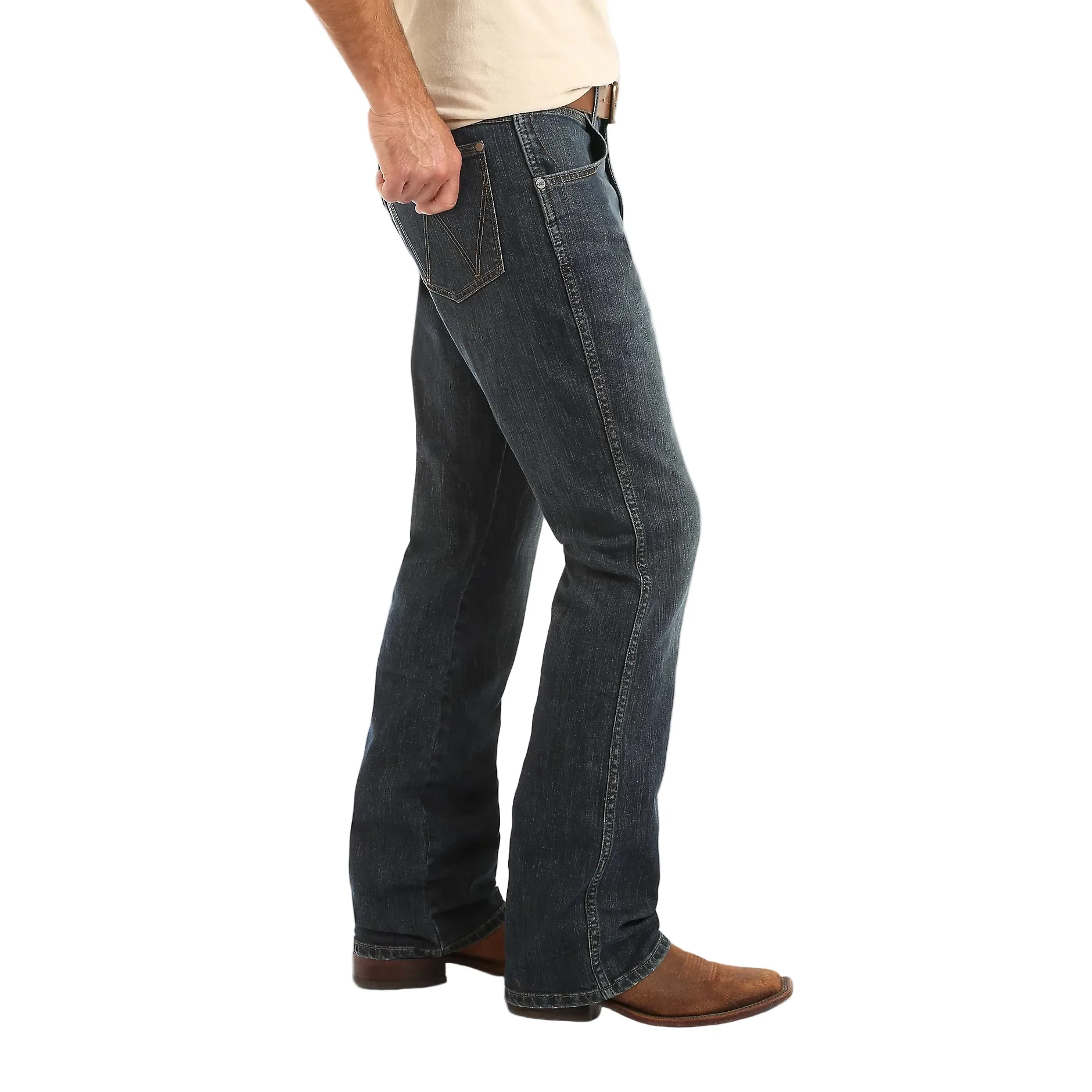 Wrangler Men's Relaxed Fit Boot Cut Jean - Image 3
