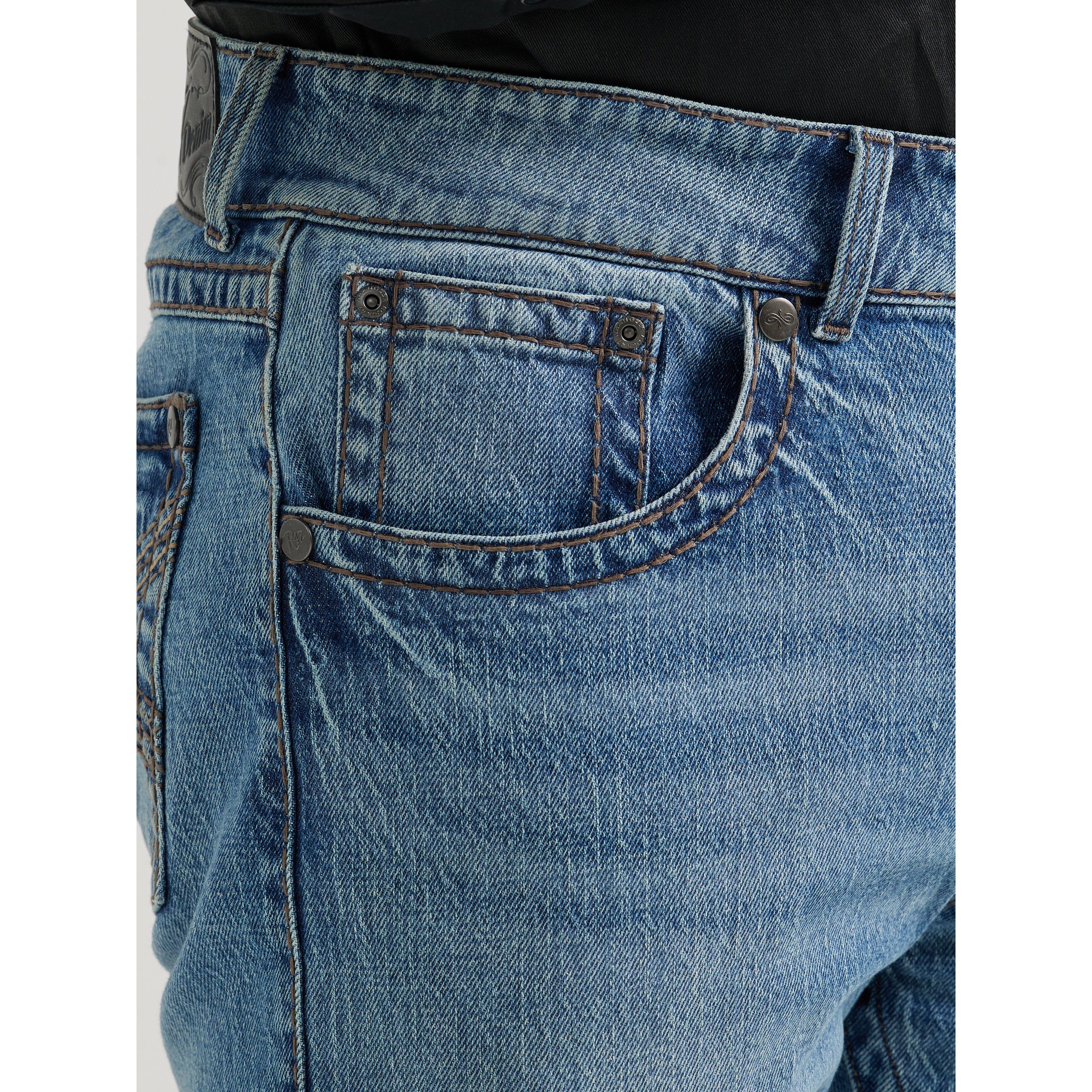 Wrangler Men's Rock 47 Slim Straight Jeans - Image 5