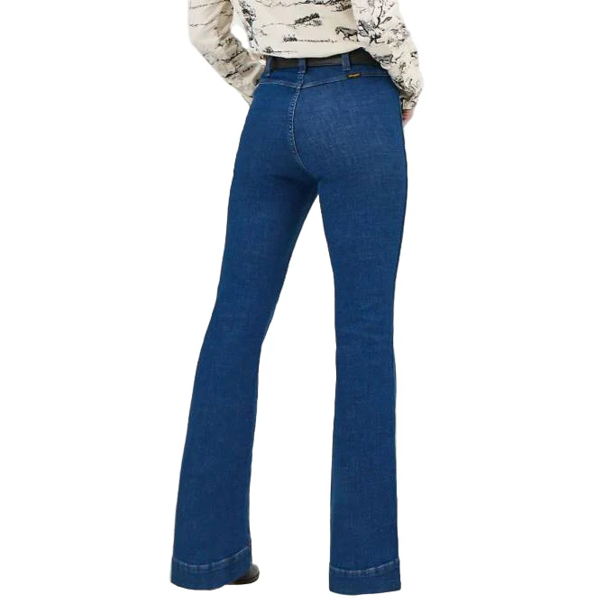 Wrangler Women's Lainey Wilson Pintuck Flare - Moonlight - Image 2