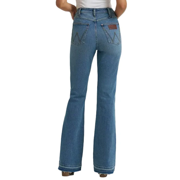 Wrangler Women's Retro High Rise Bailey Flare Jean- Lana - Image 4