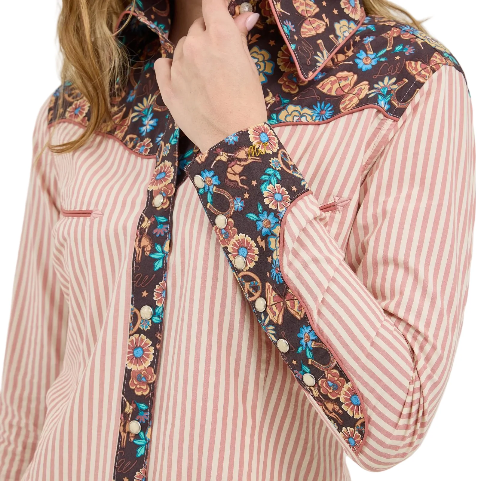 Wrangler Women's Lainey Wilson Prairie Print Long Sleeve Shirt - White - Image 3